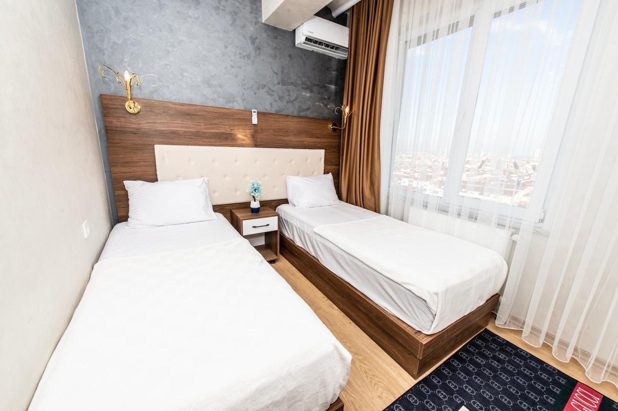 Blue Vista & Hotel *