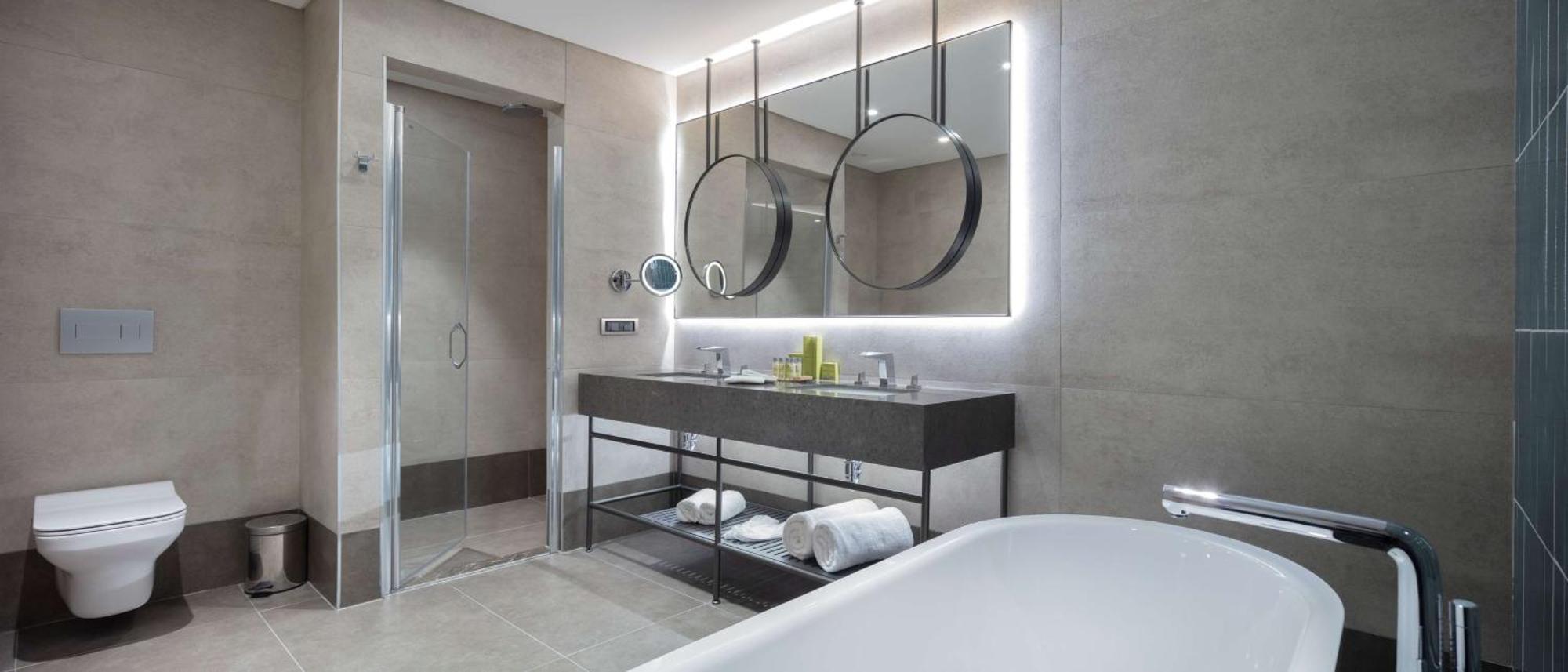 Doubletree By Hilton 5*