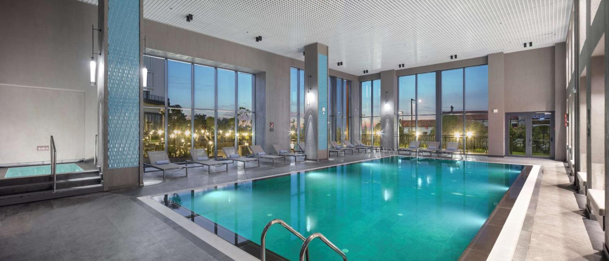 Doubletree By Hilton Hotel