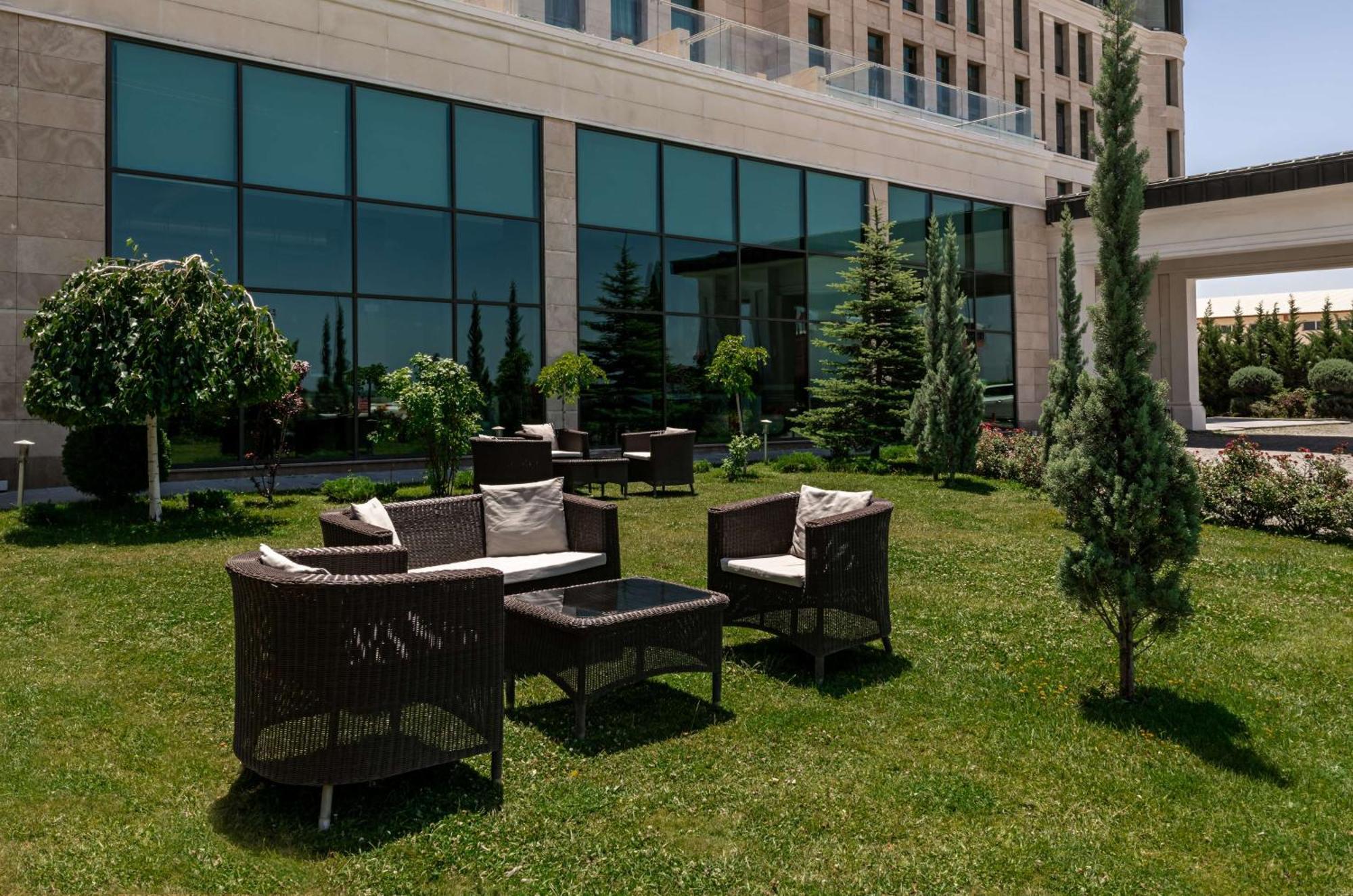 Doubletree By Hilton 5*