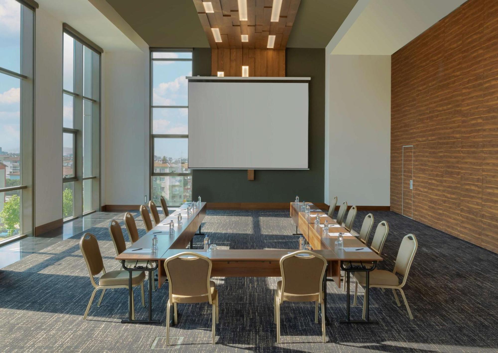Hotel Doubletree By Hilton