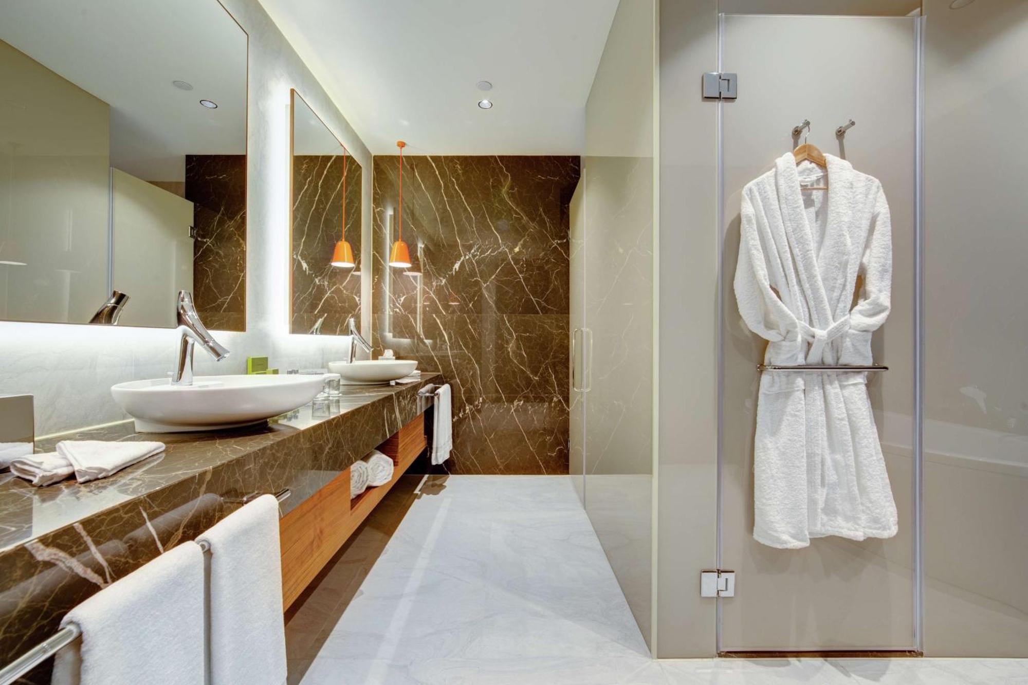 Hotel Doubletree By Hilton 4*