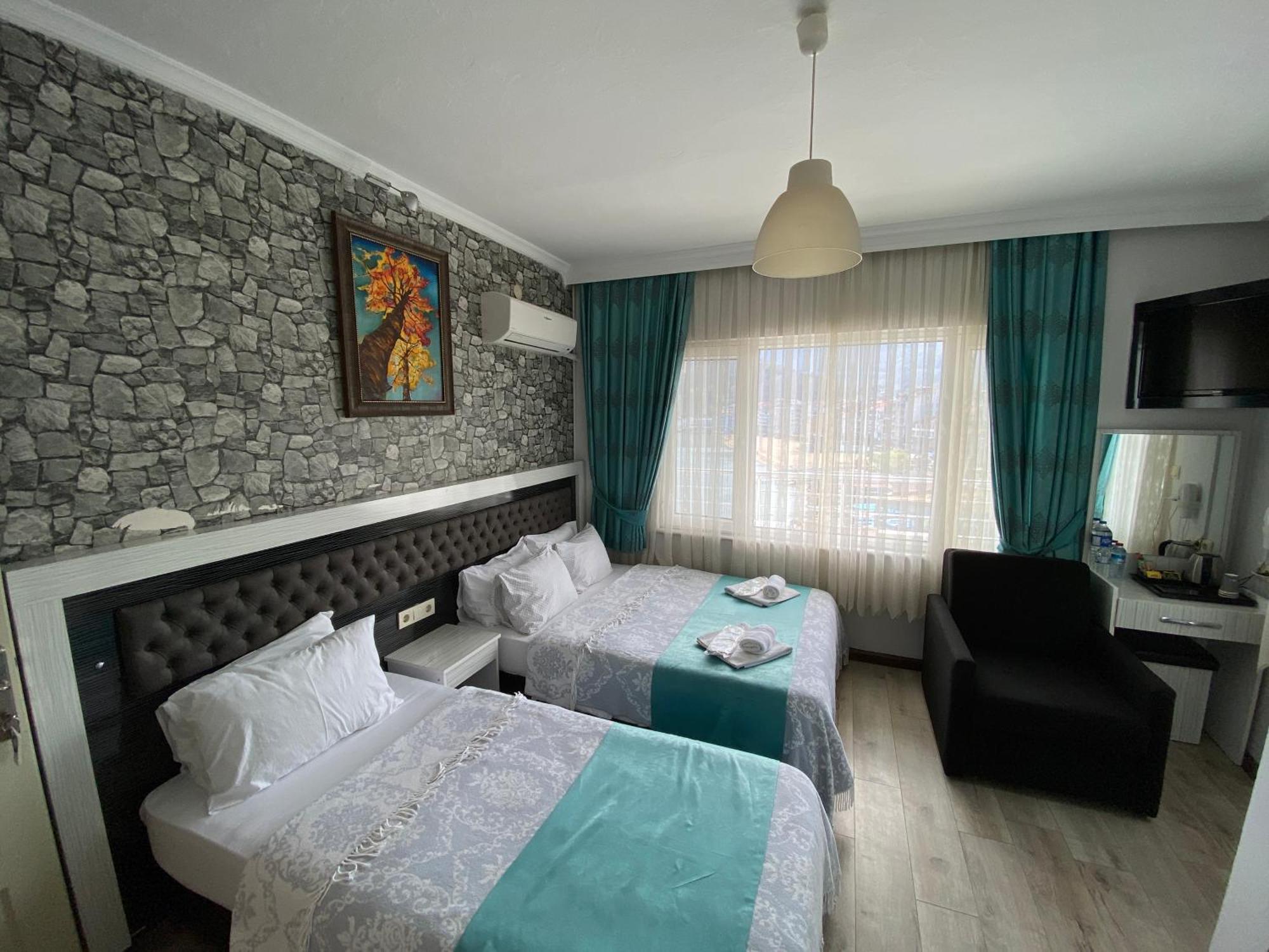 Hotel Marina