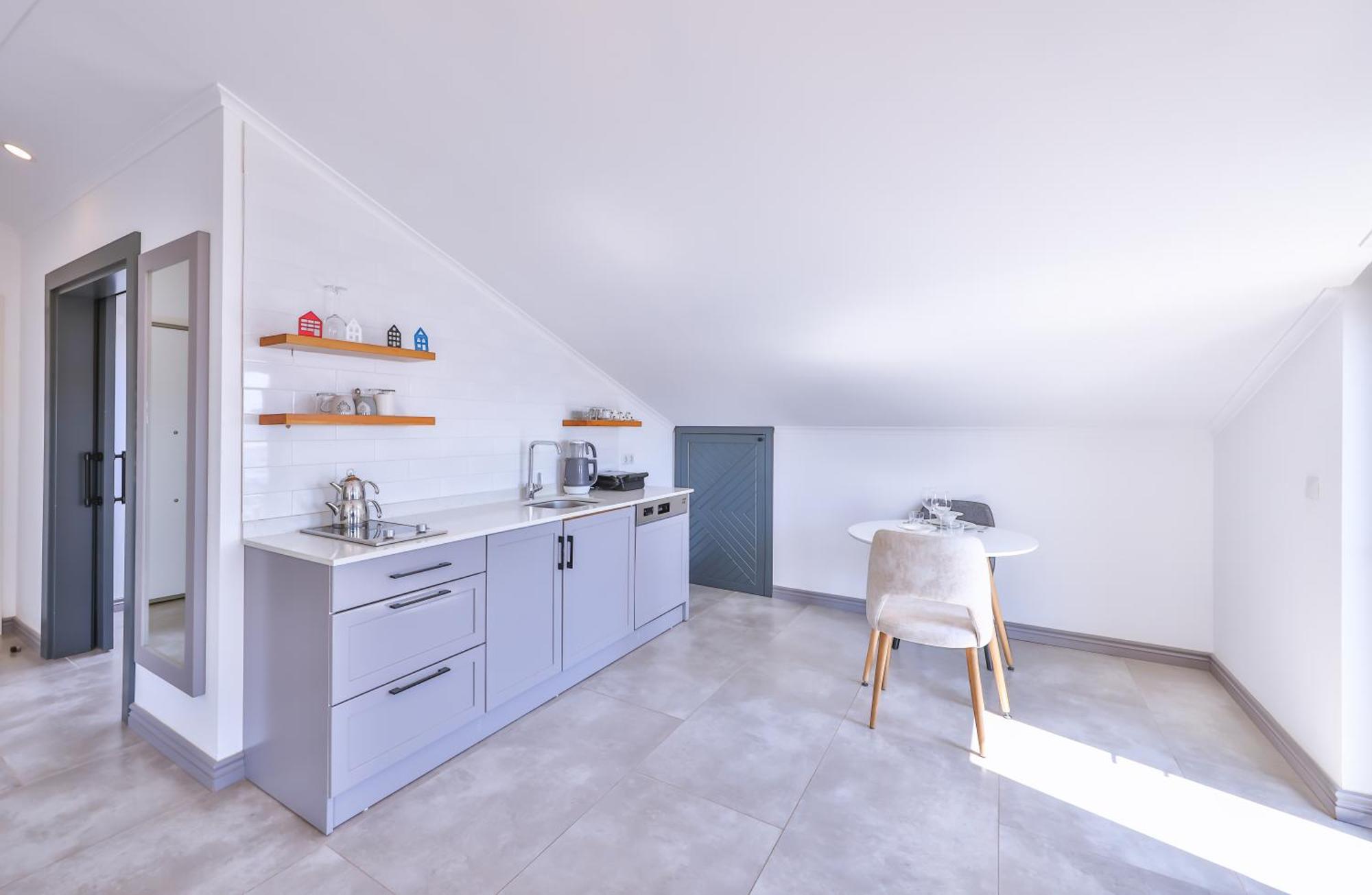 Hemera Apartment