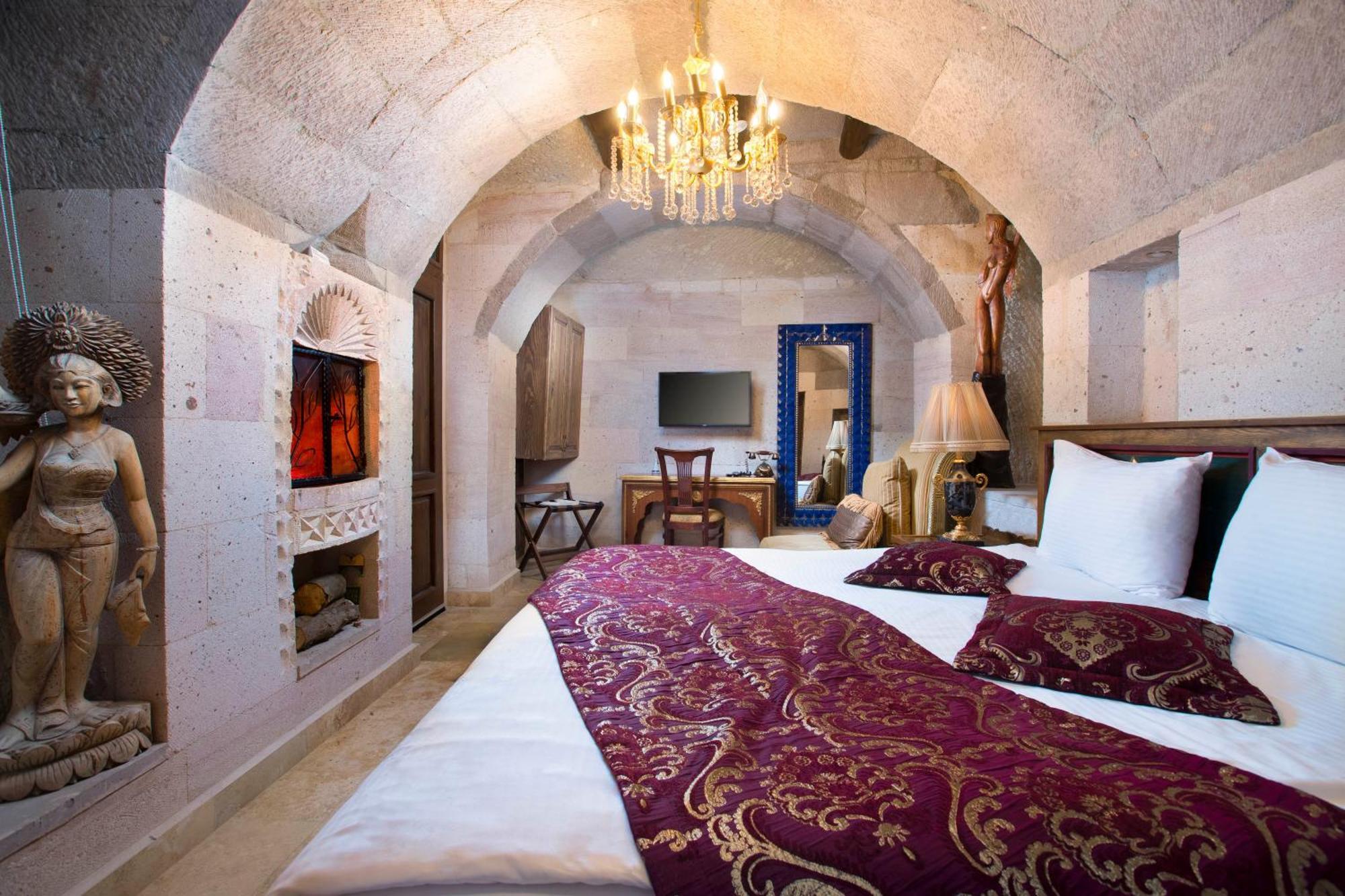 Cappadocia Fairy Chimneys Selfie Cave - Special Class Hotel 5*