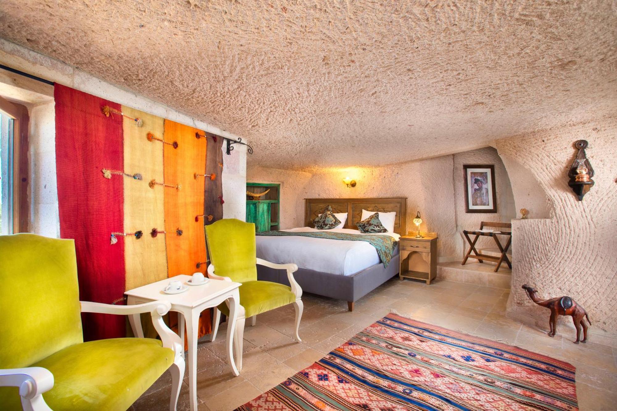 Cappadocia Fairy Chimneys Selfie Cave - Special Class Hotel Uchisar