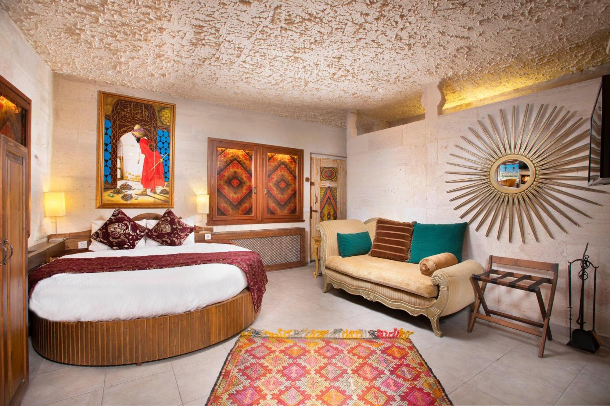 Cappadocia Fairy Chimneys Selfie Cave - Special Class Hotel
