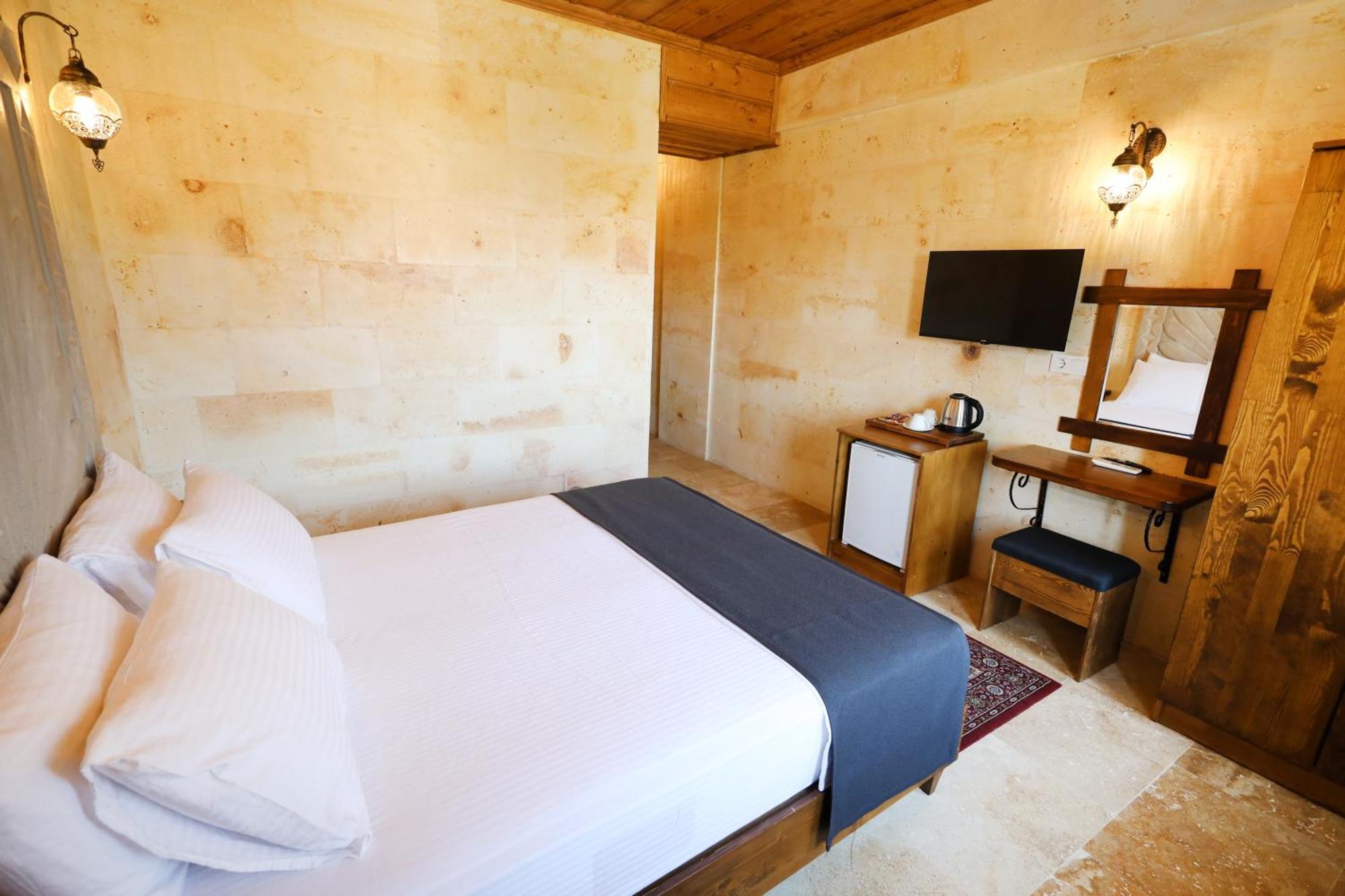 Rocca Stone House Hotel
