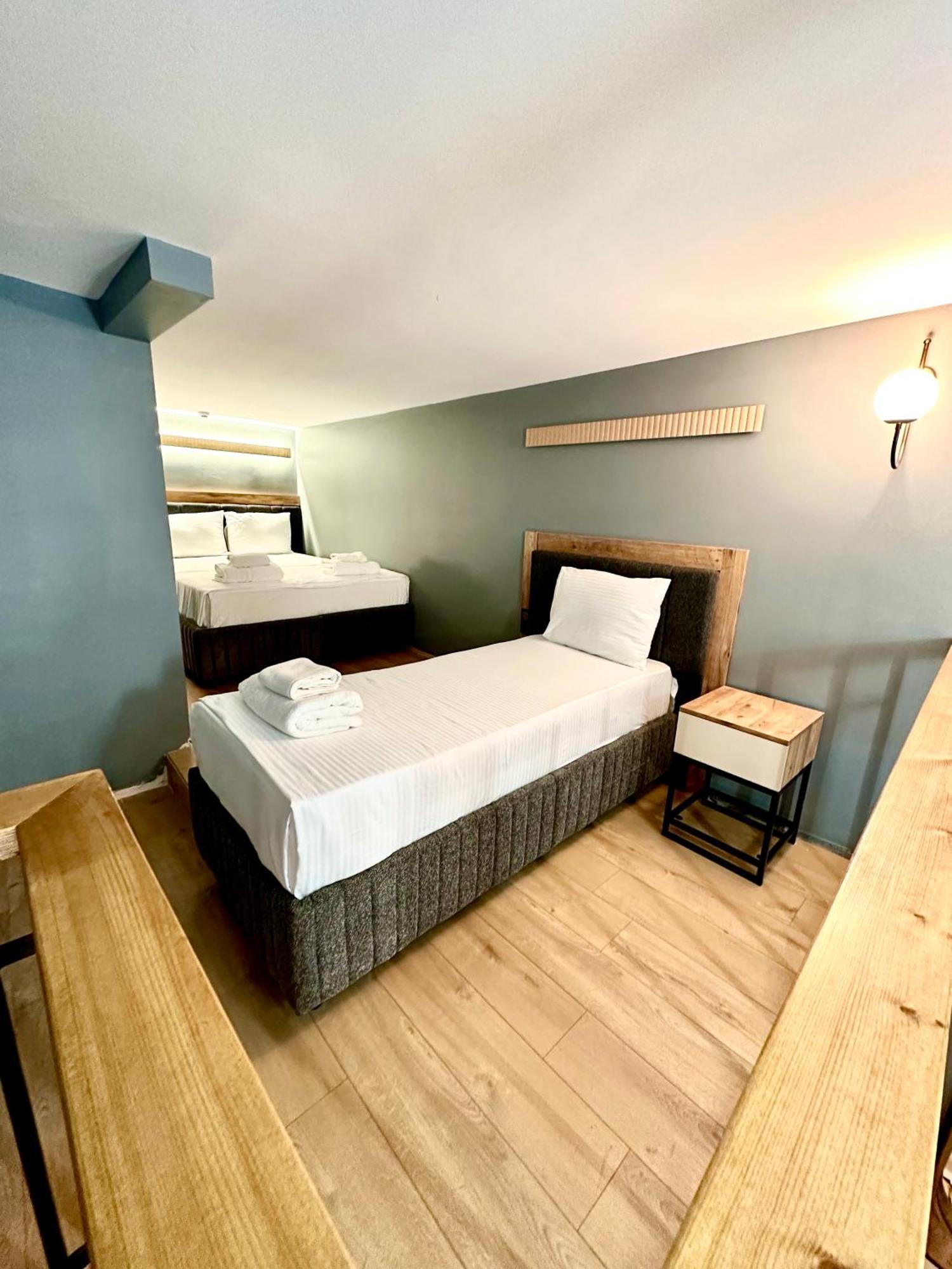 Newalla Old Hotel