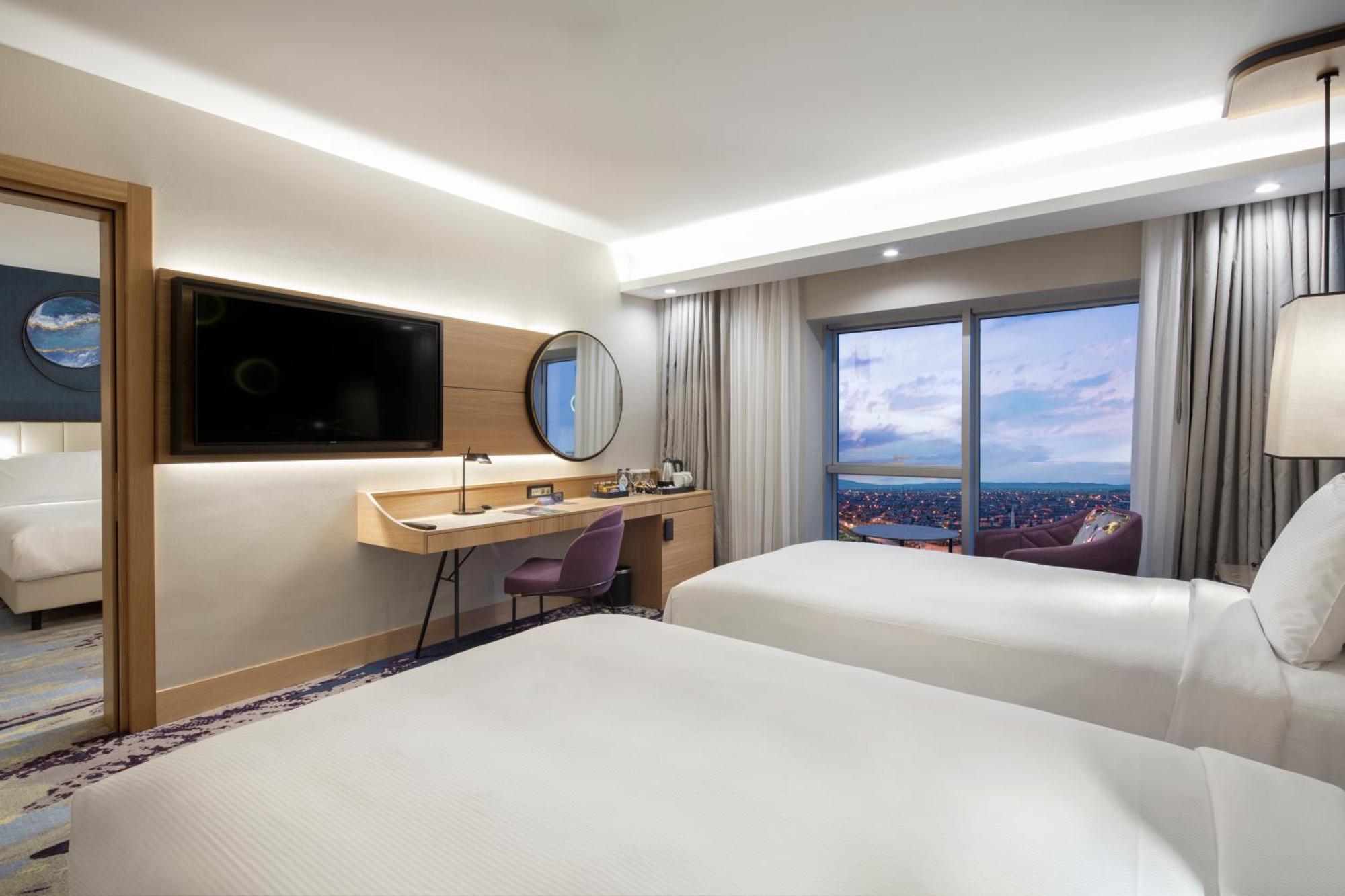 Doubletree By Hilton Hotel