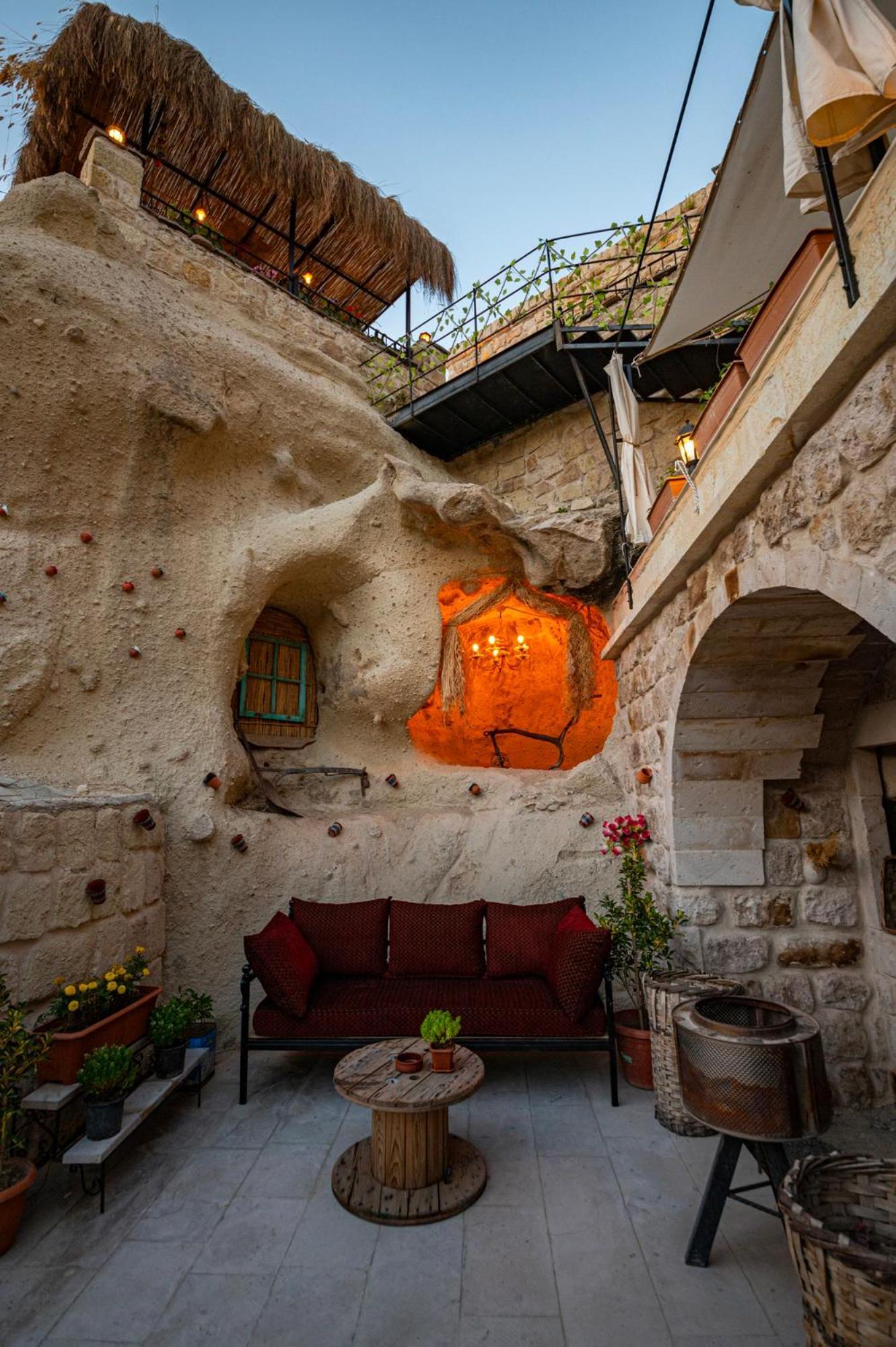 Shiraz Cave Cappadocia *