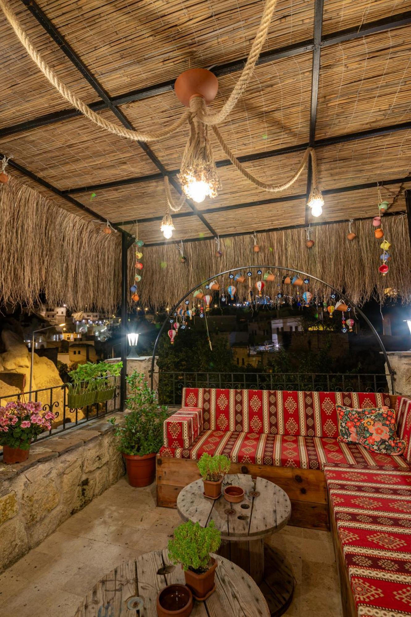 Shiraz Cave Cappadocia Urgup