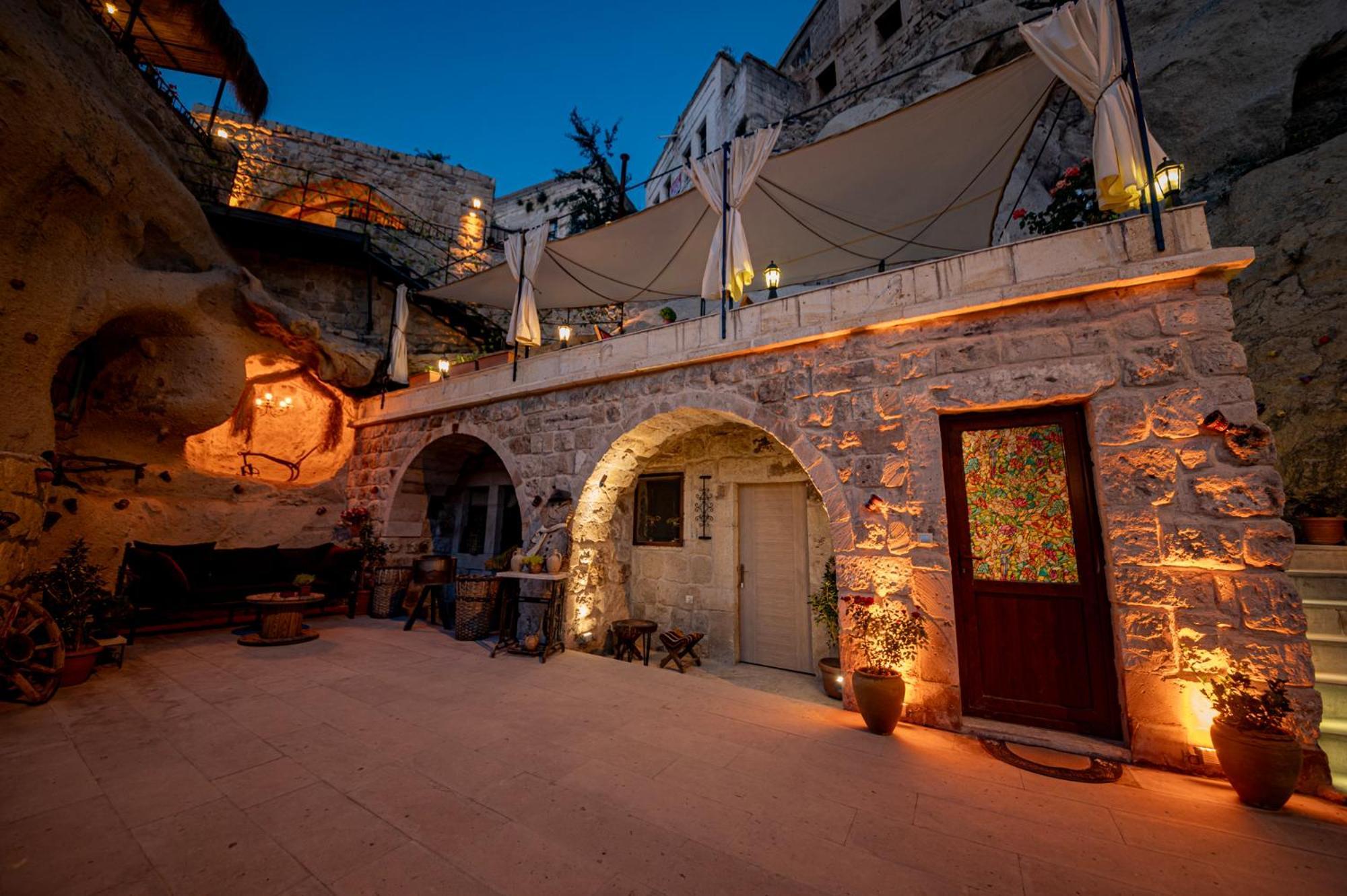 Shiraz Cave Cappadocia