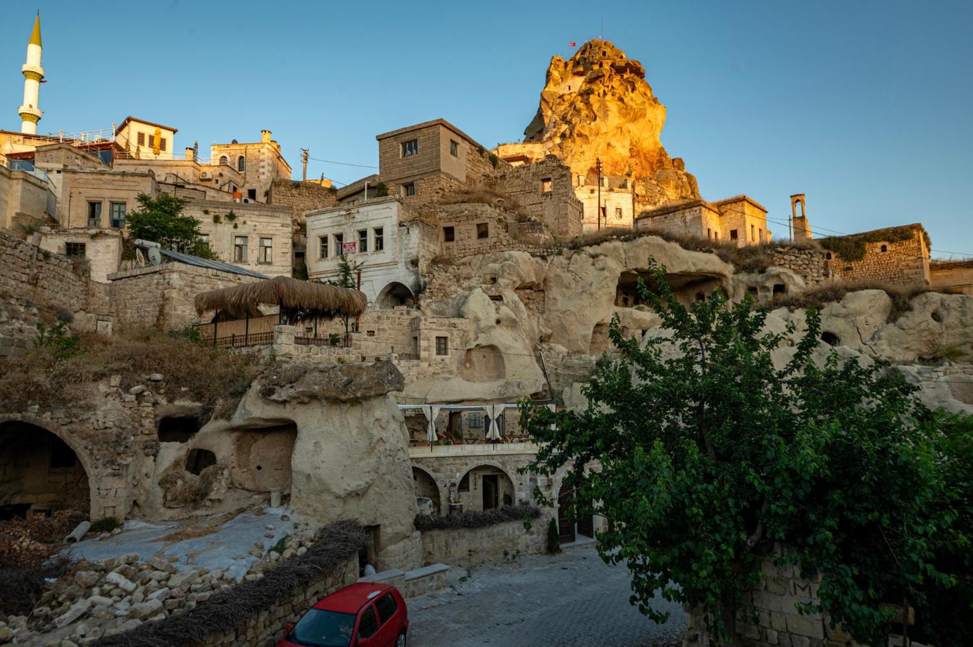 Shiraz Cave Cappadocia Urgup