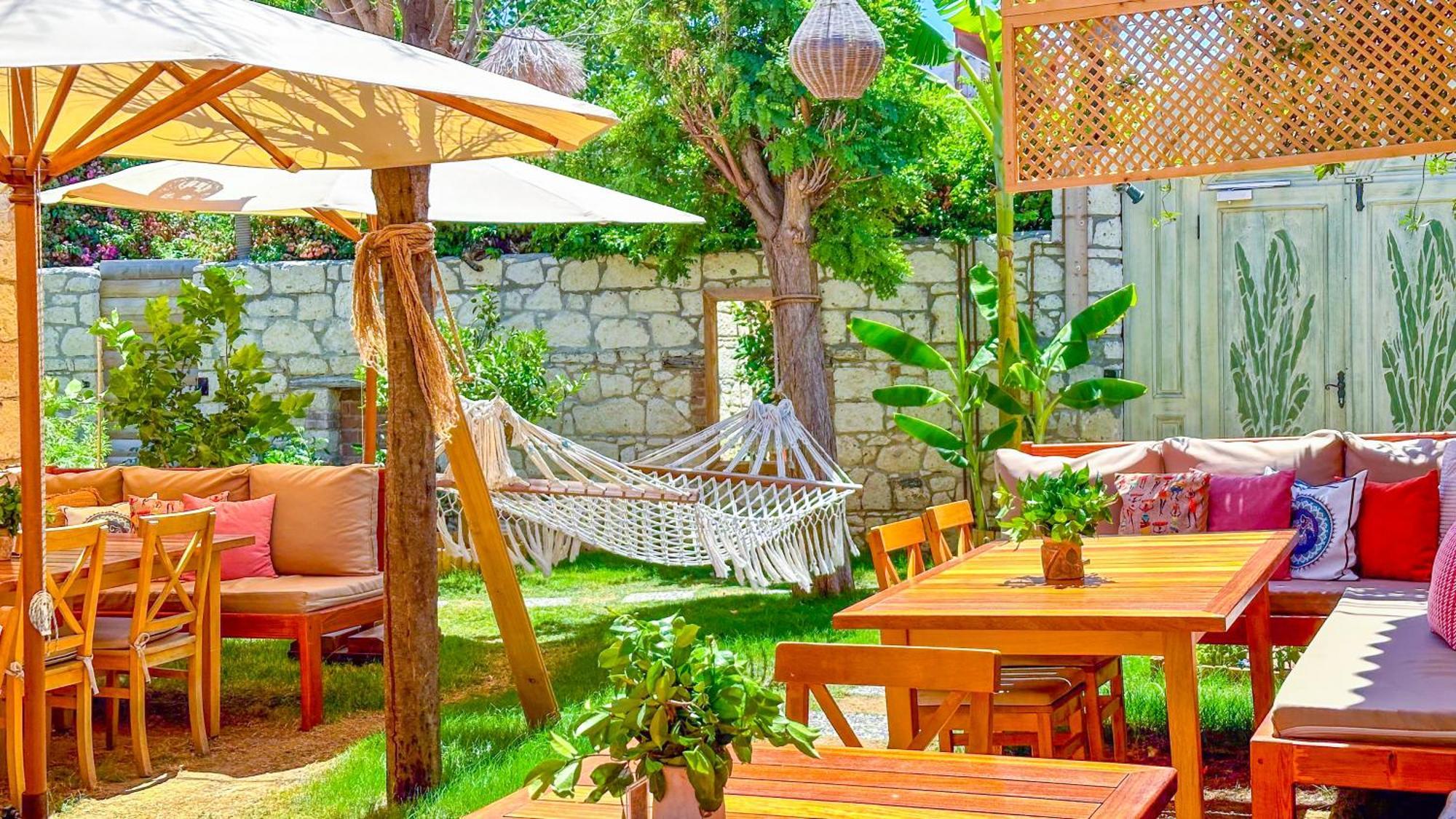 Banana Food & - Adults Only Alacati