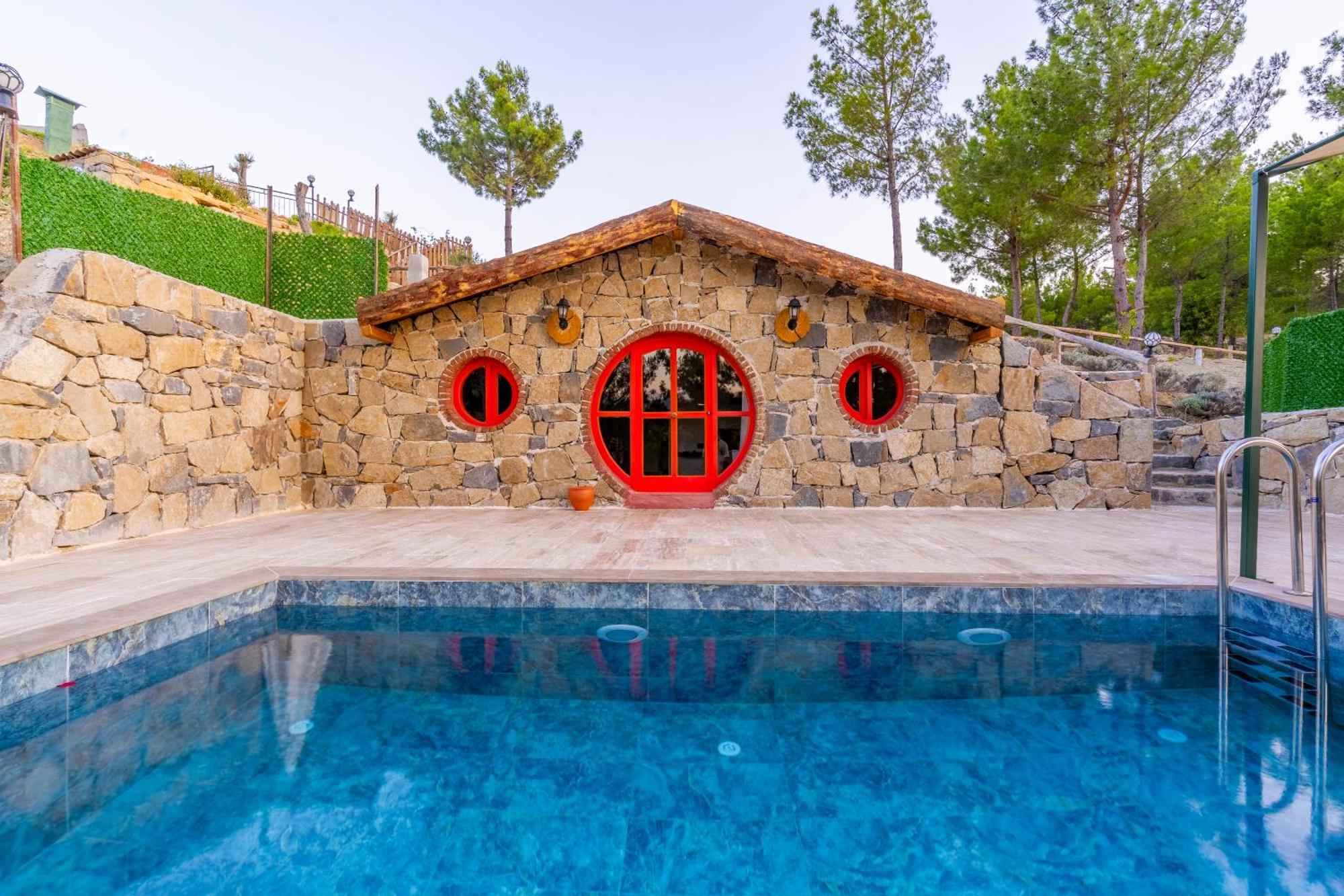 Maison Hill Hobbit & Boutique Hotel *