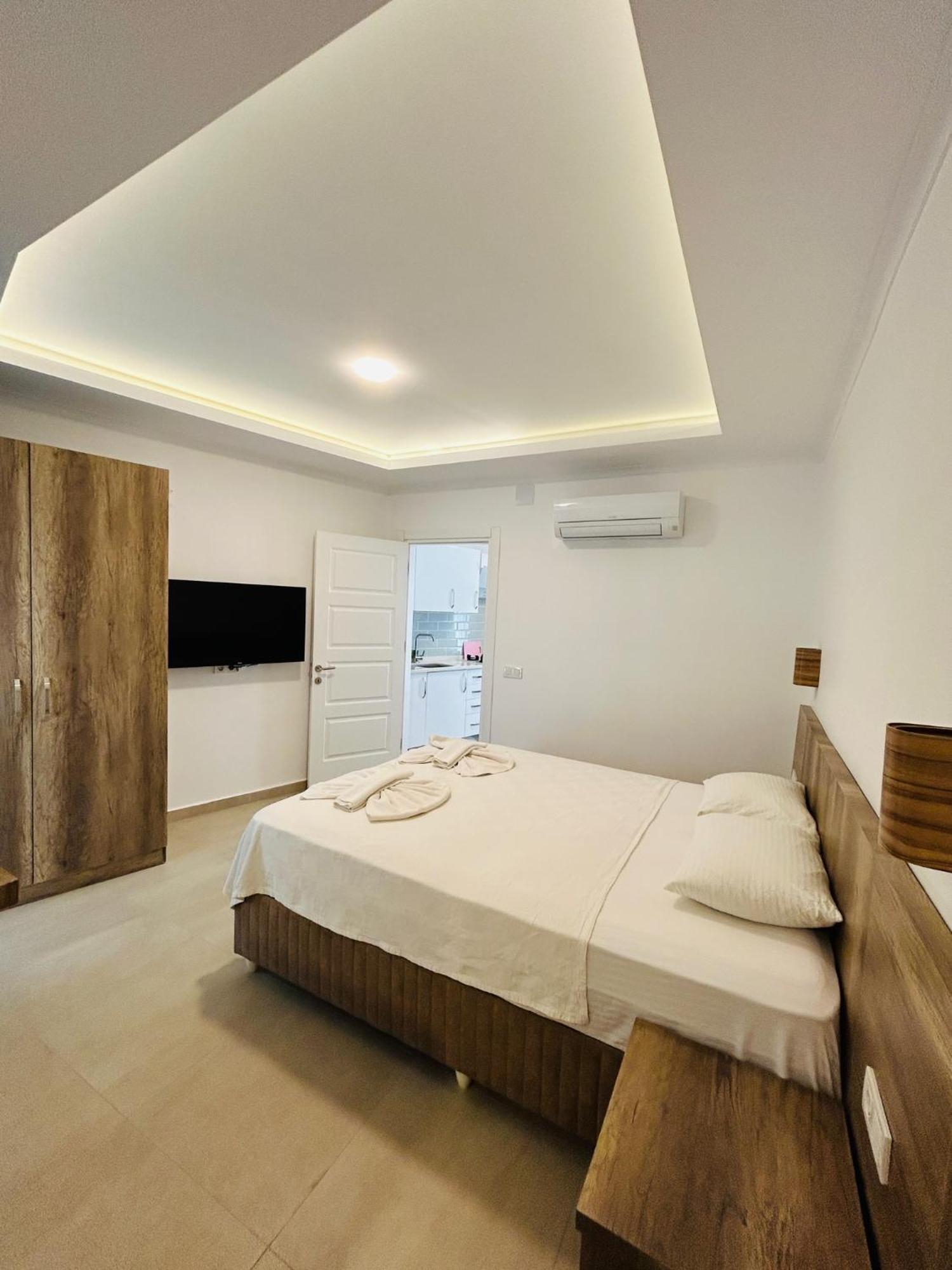 Dekatria Rooms&aparts Hotel