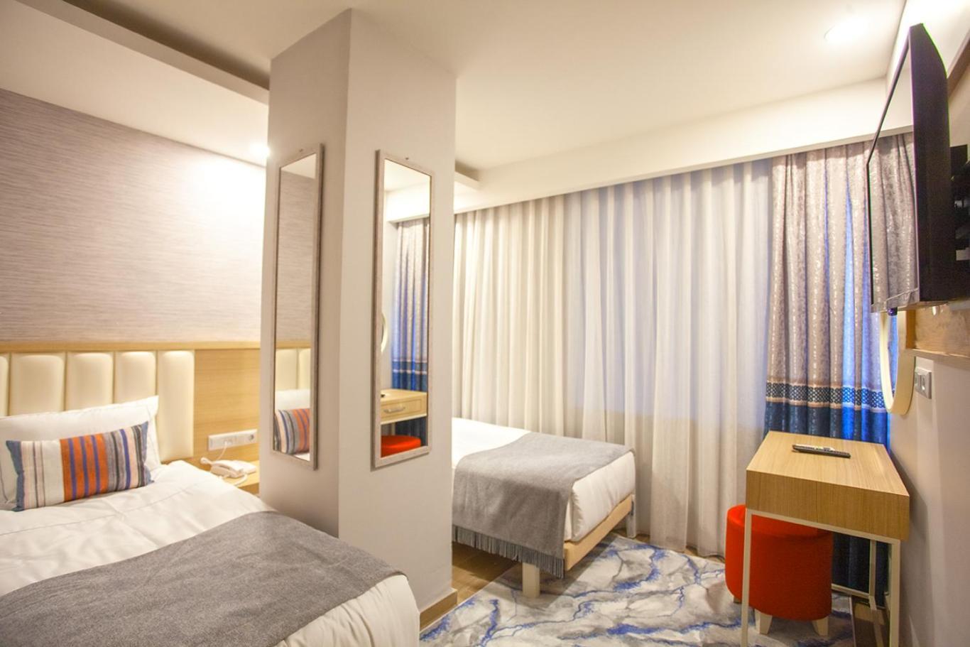 Hotel Old Town Point &