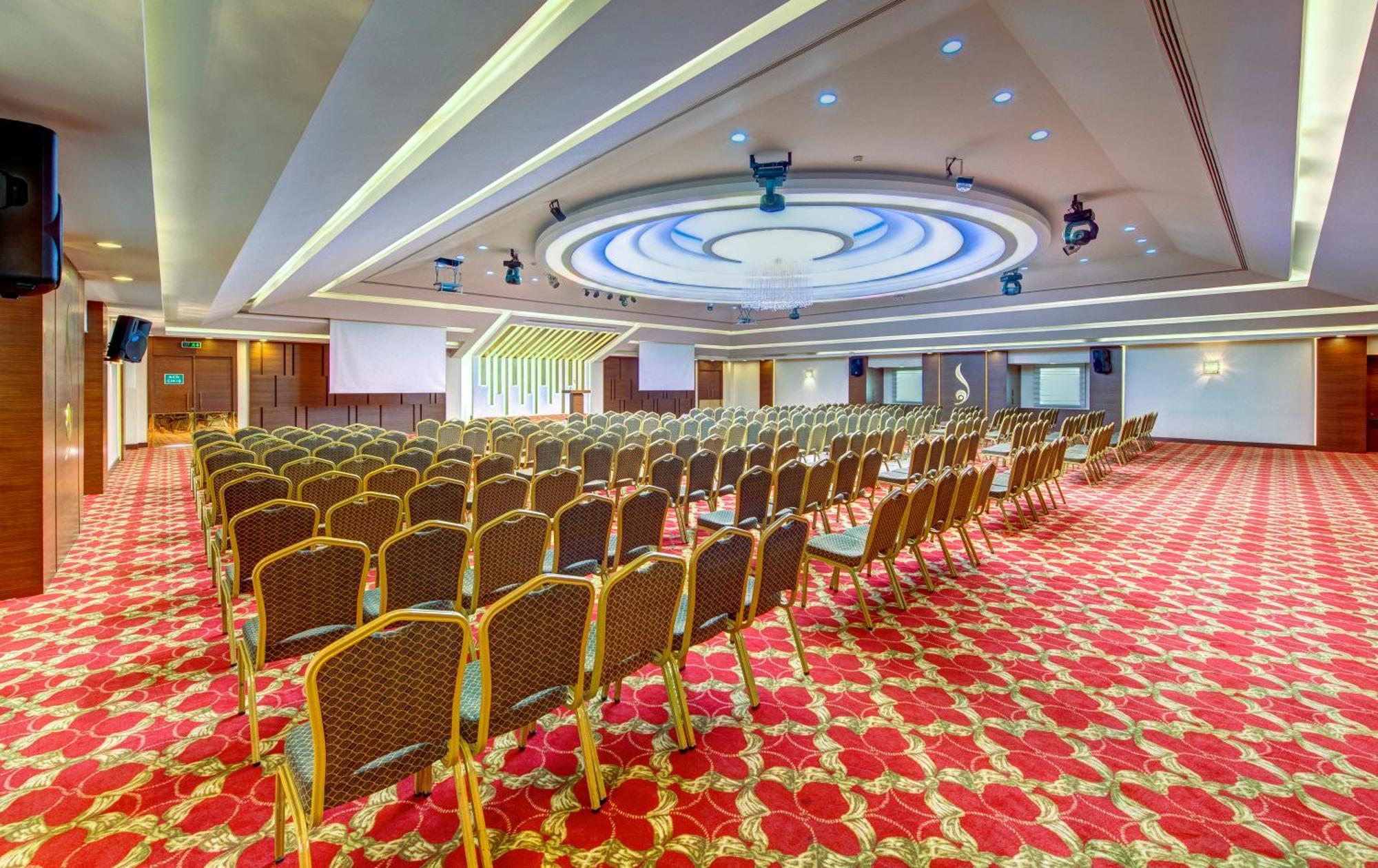 Bera Hotel 4*
