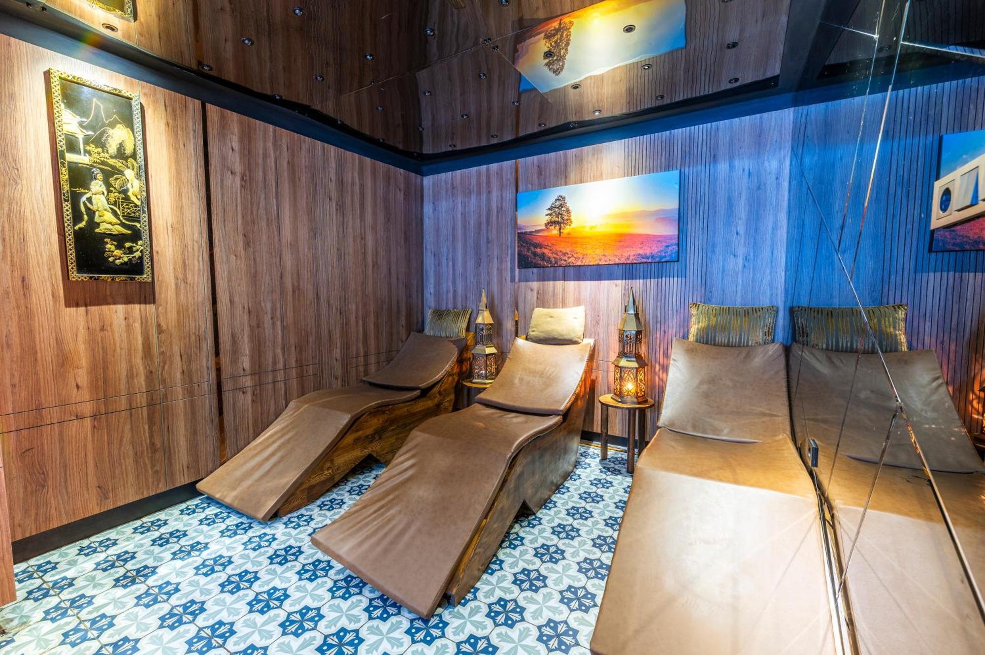 Karakoy Aparts - Special Category 4*