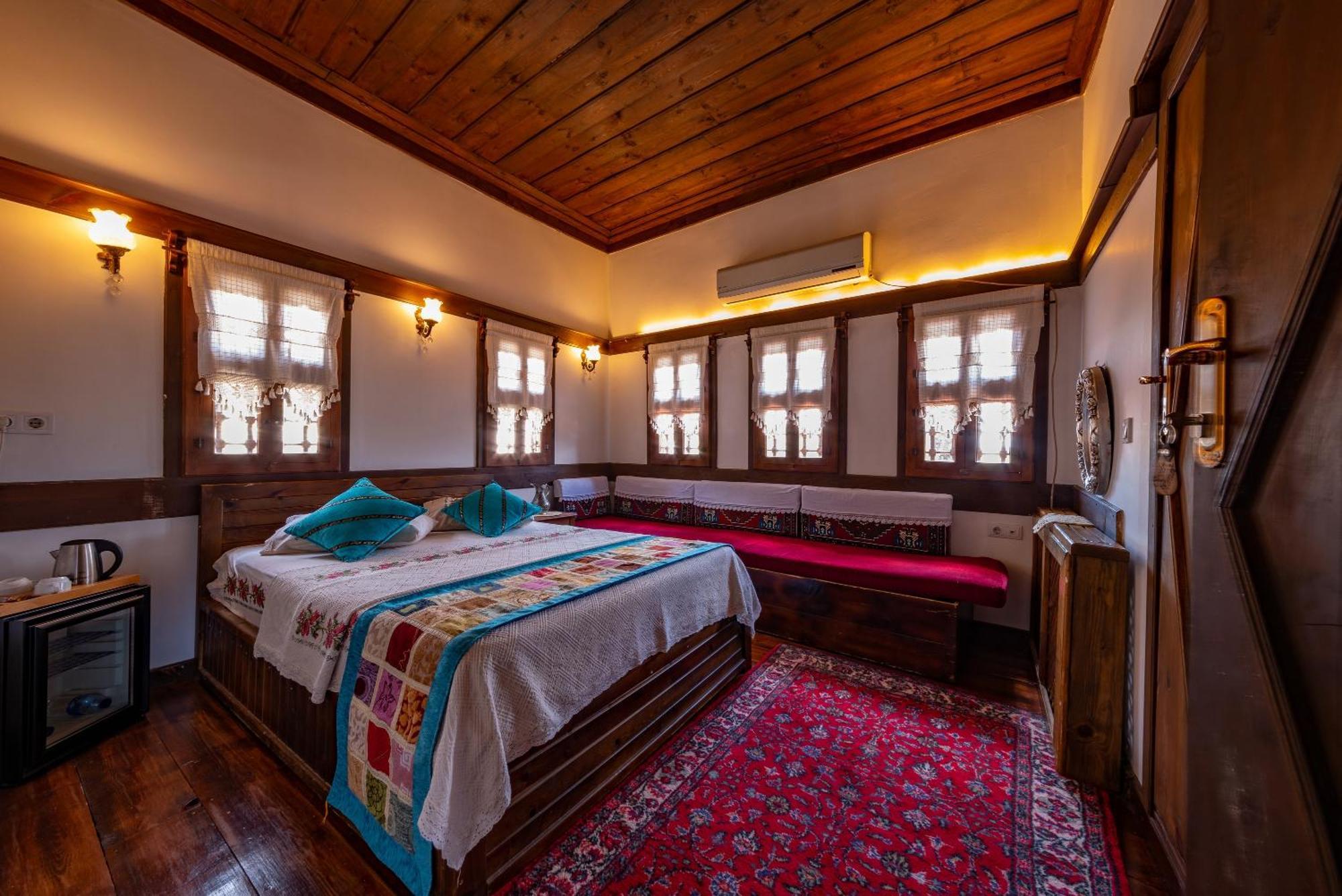 Hotel Seyi̇r 3*