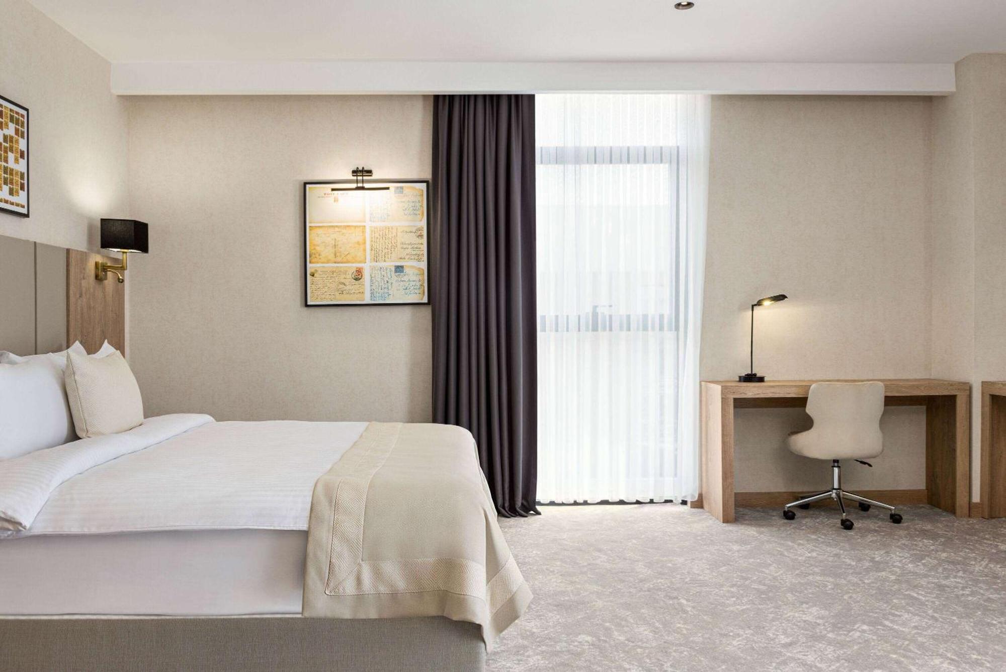 Ramada Plaza By Wyndham *