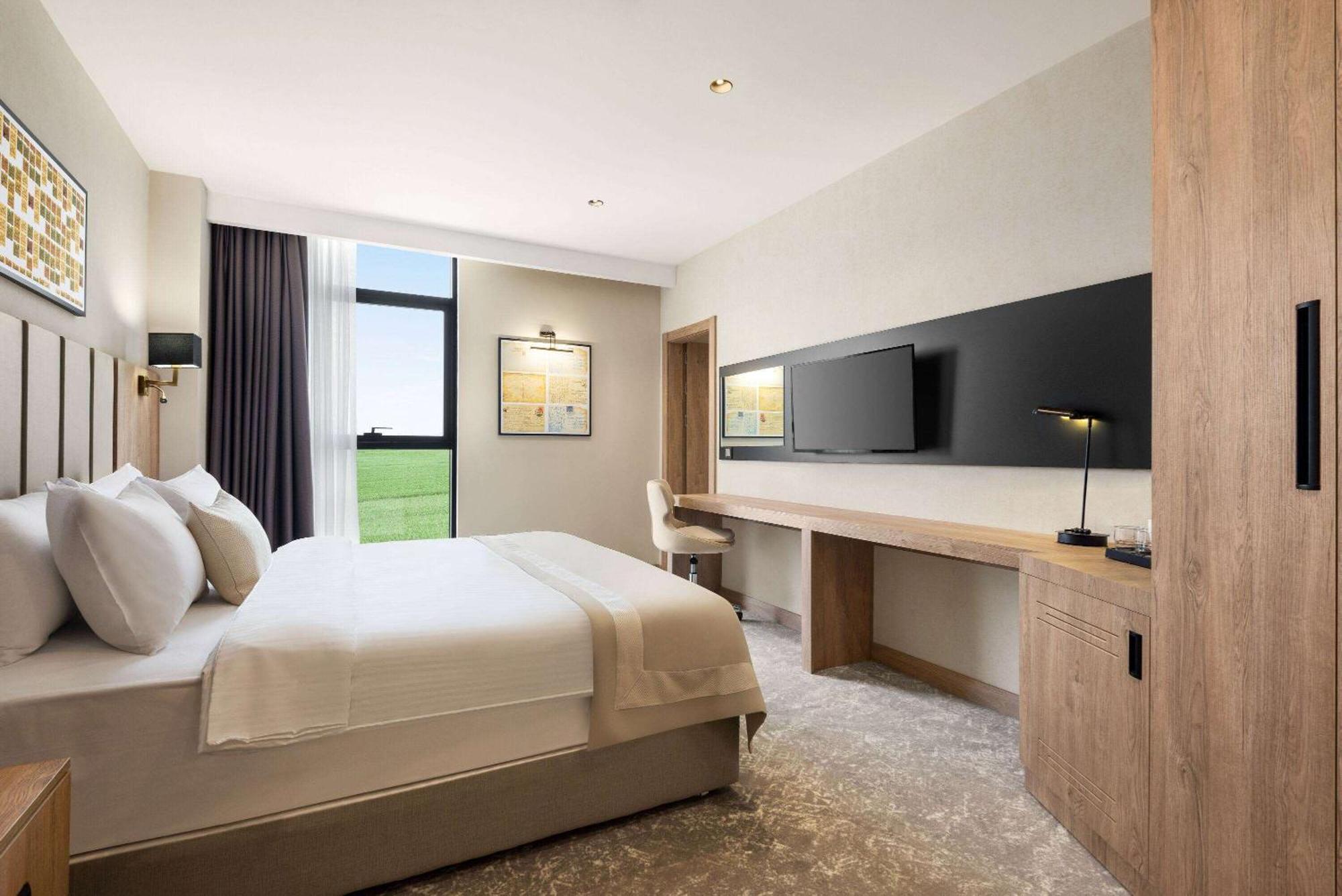 Hotel Ramada Plaza By Wyndham