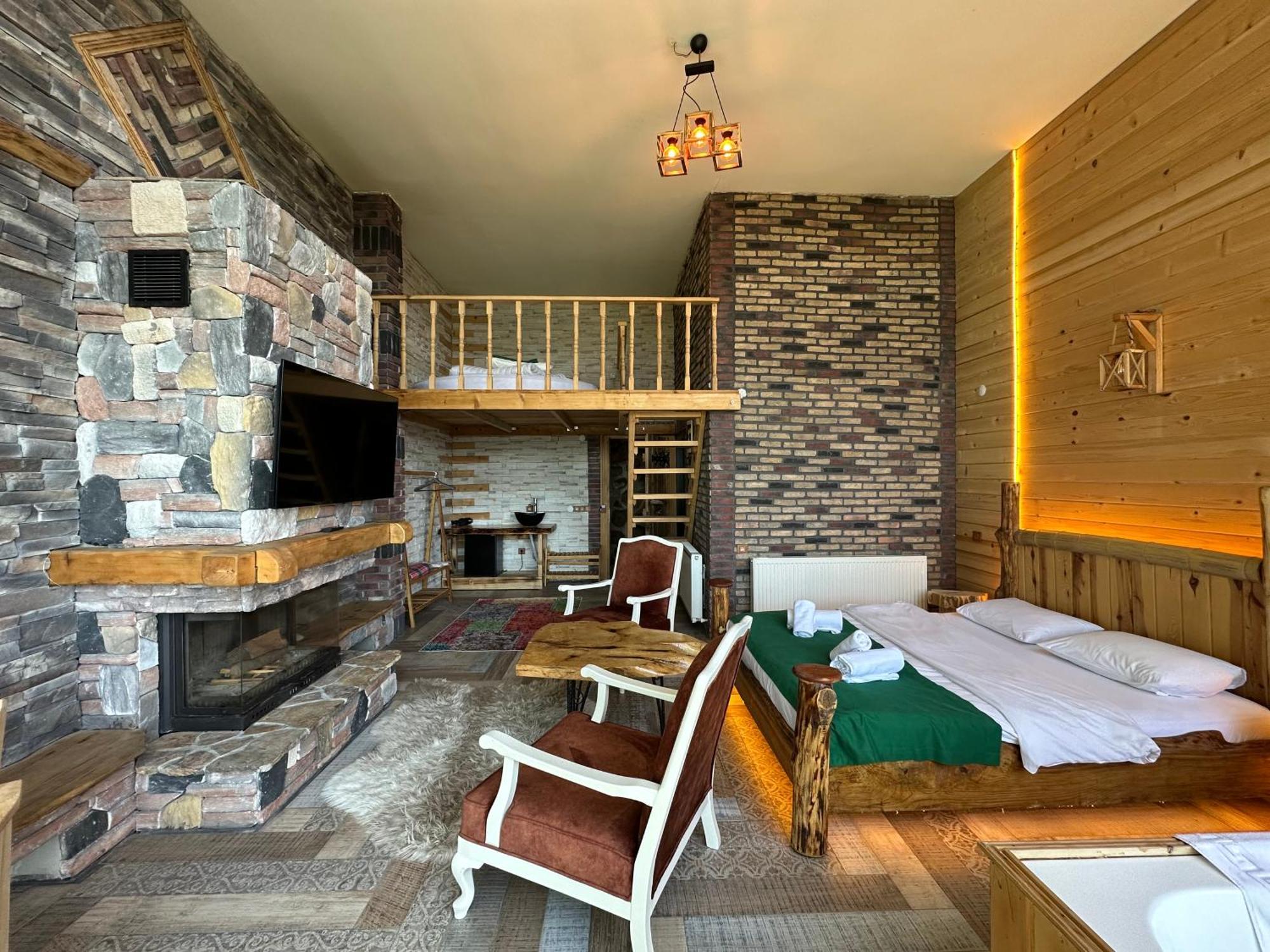Organic Village Bed & Breakfast *