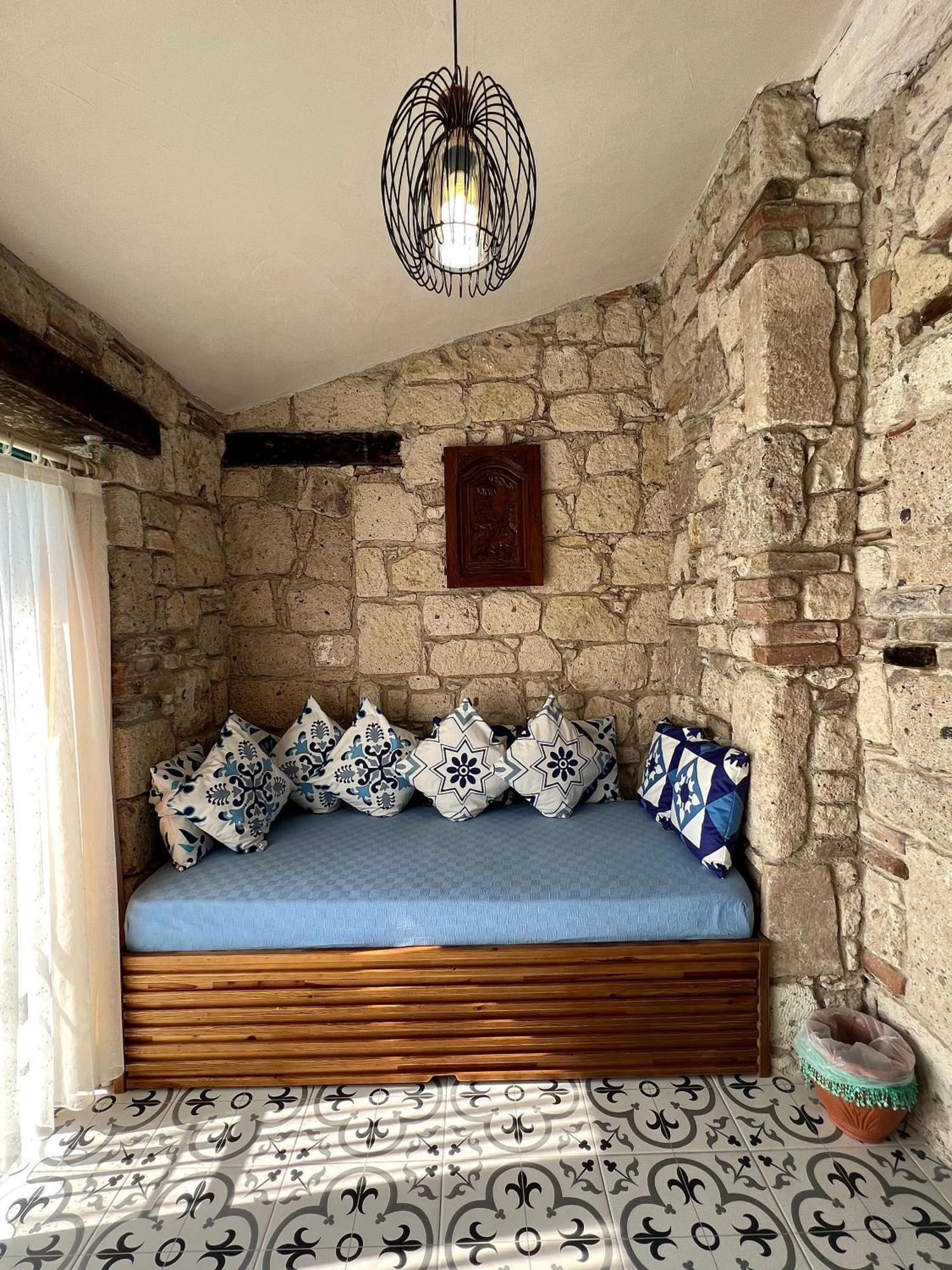 Windmill 3*