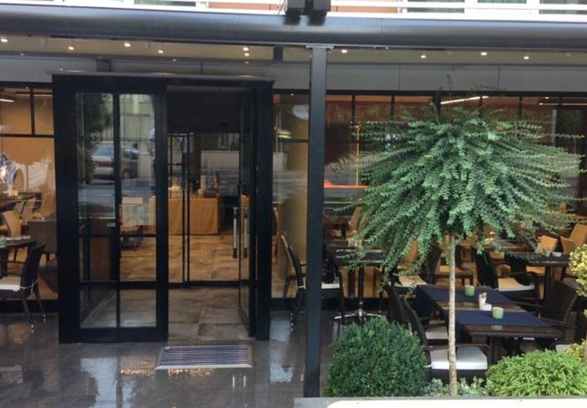 Boursier 1 & Hotel Istanbul
