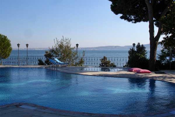 Kirtay Hotel