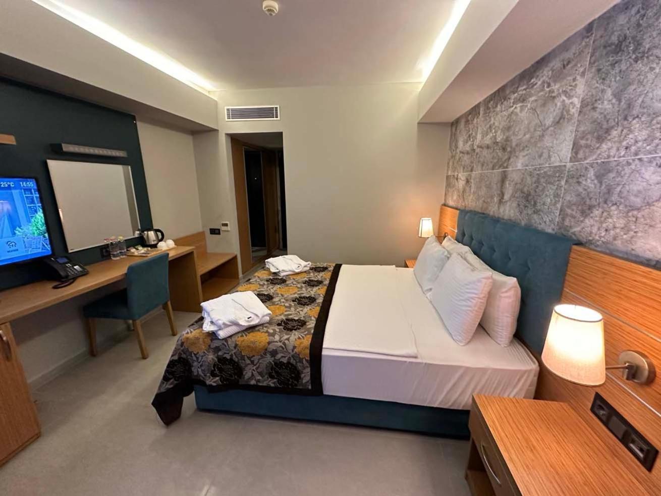 Ambrosia & Hotel