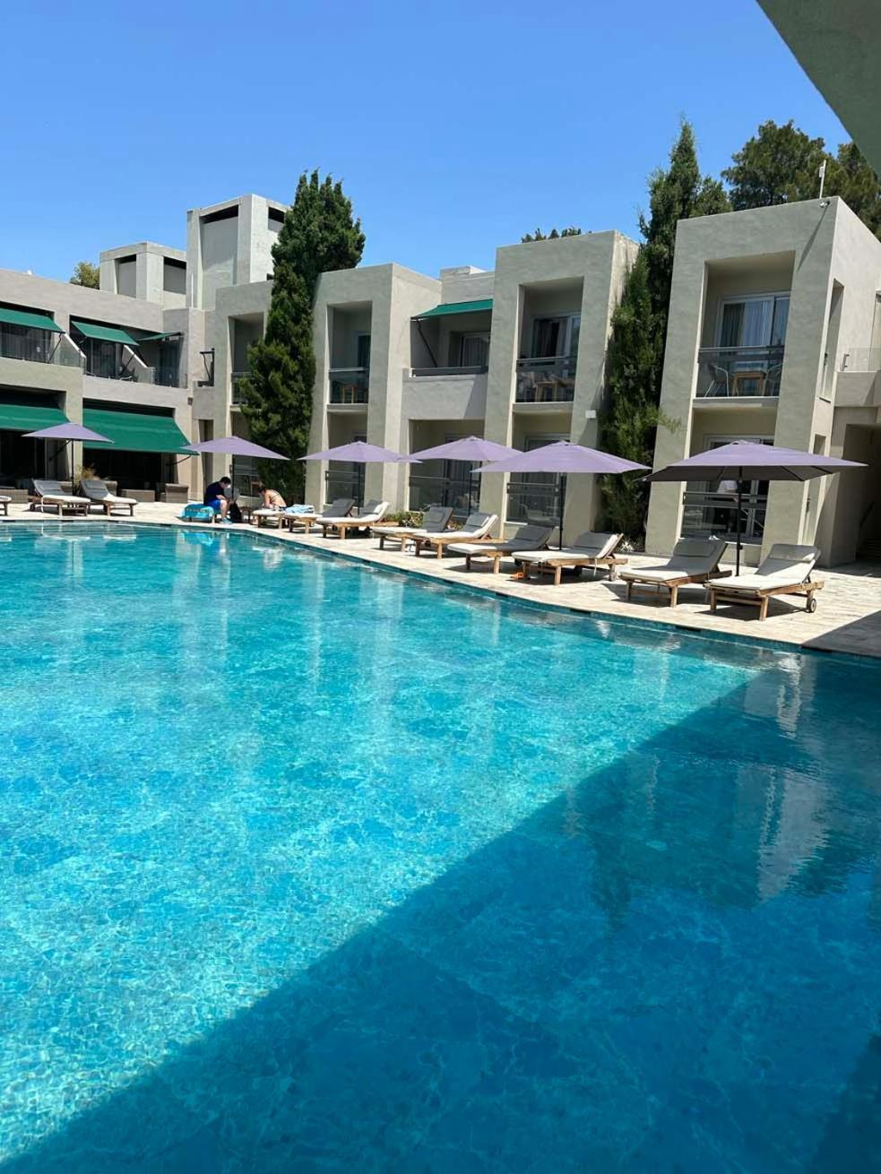 Ambrosia & Hotel 5*