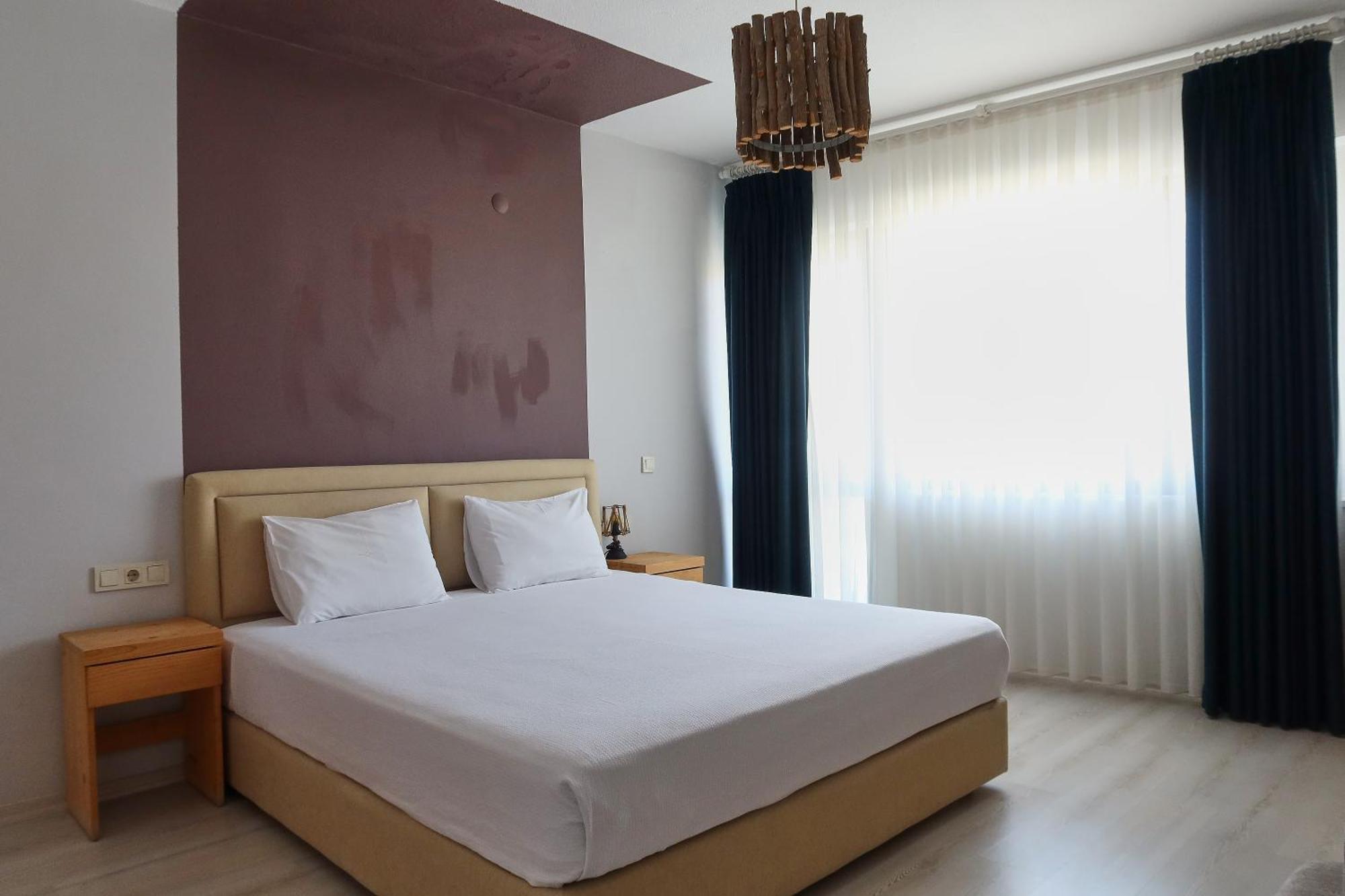 Zephyros Hotel