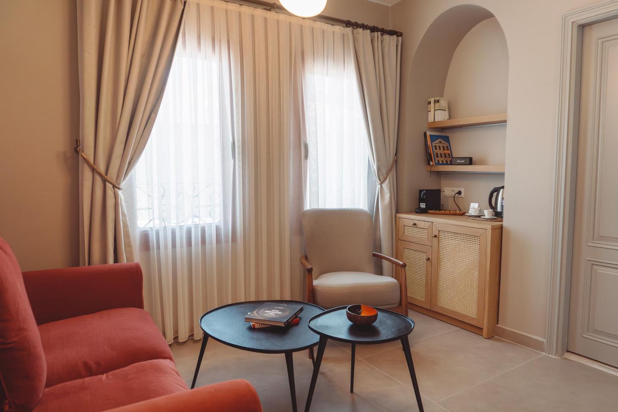 Kapya Cunda Hotel