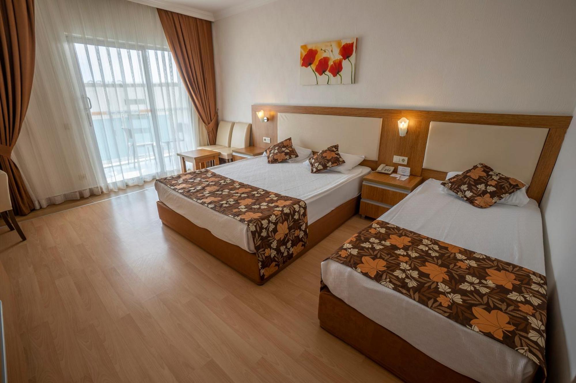 Cenger Resort 5*