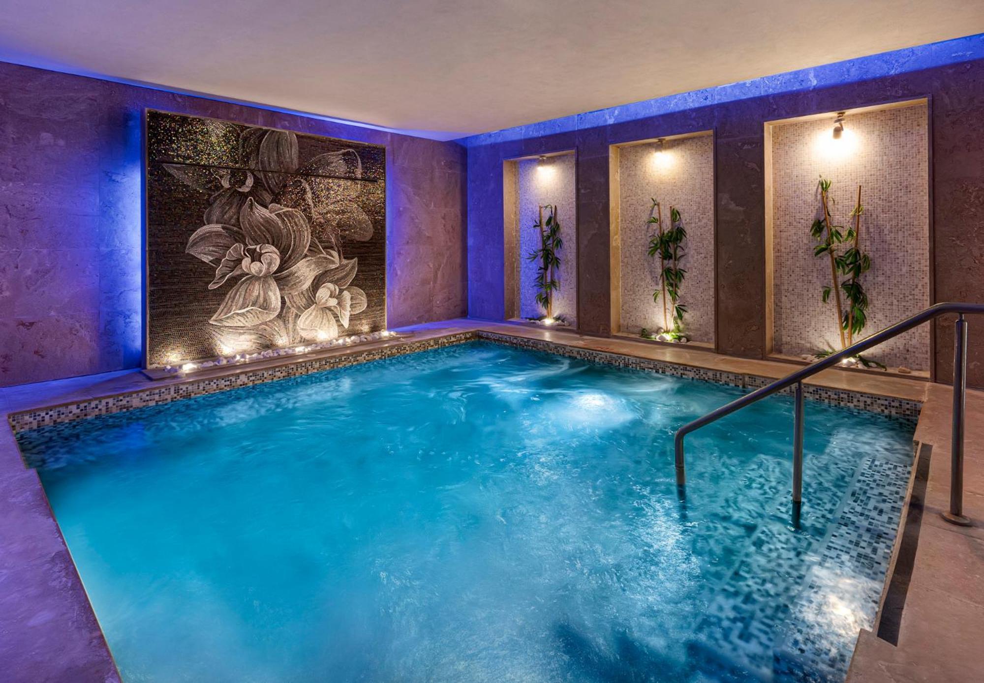 Kaya Thermal & Convention Resort