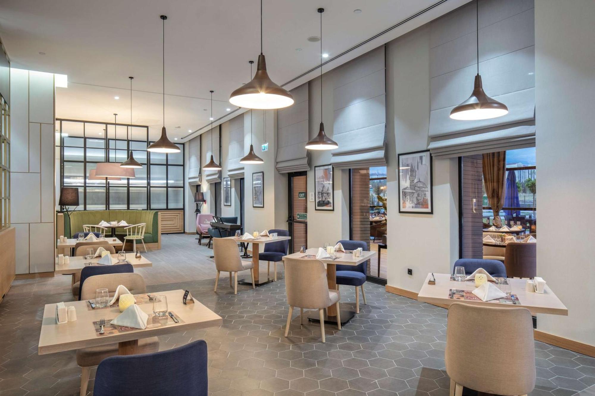 Hilton Garden