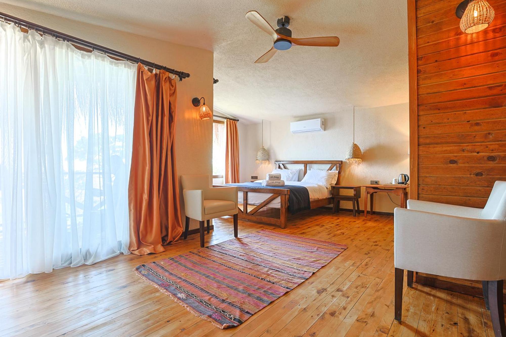 La Boheme Kabak Adults Only