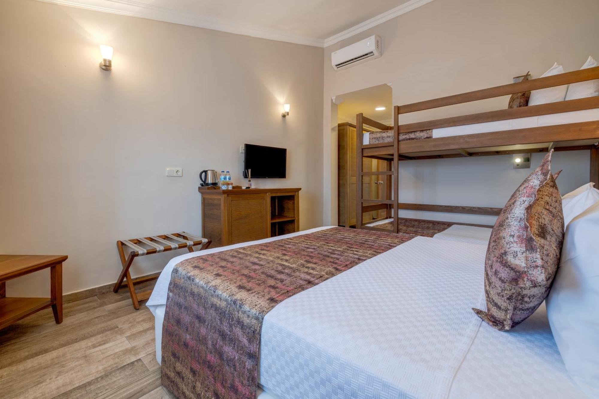 Surf Egitim Merkezi Hotel Gokceada