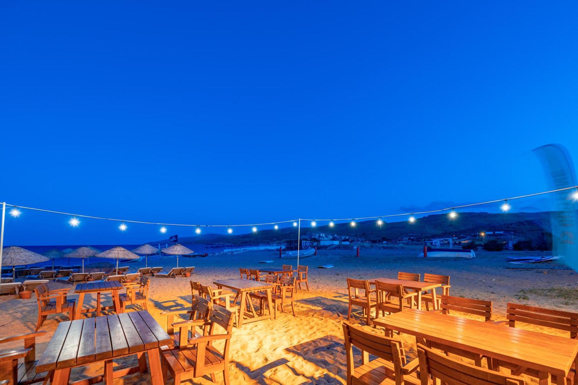 Hotel Surf Egitim Merkezi Gokceada
