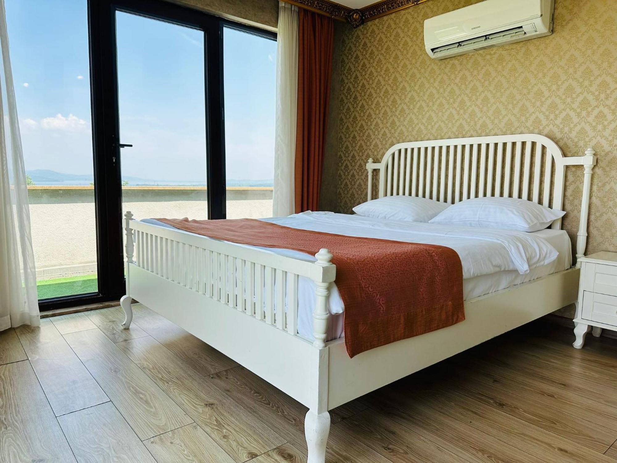 My Boutique Hotel