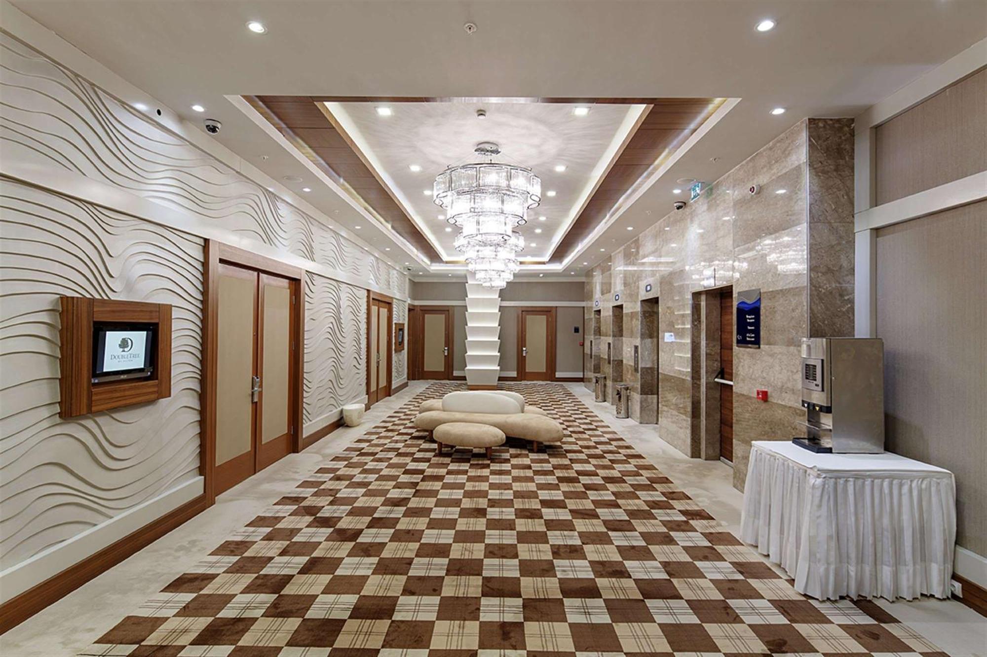 Hotel Doubletree By Hilton Kusadasi