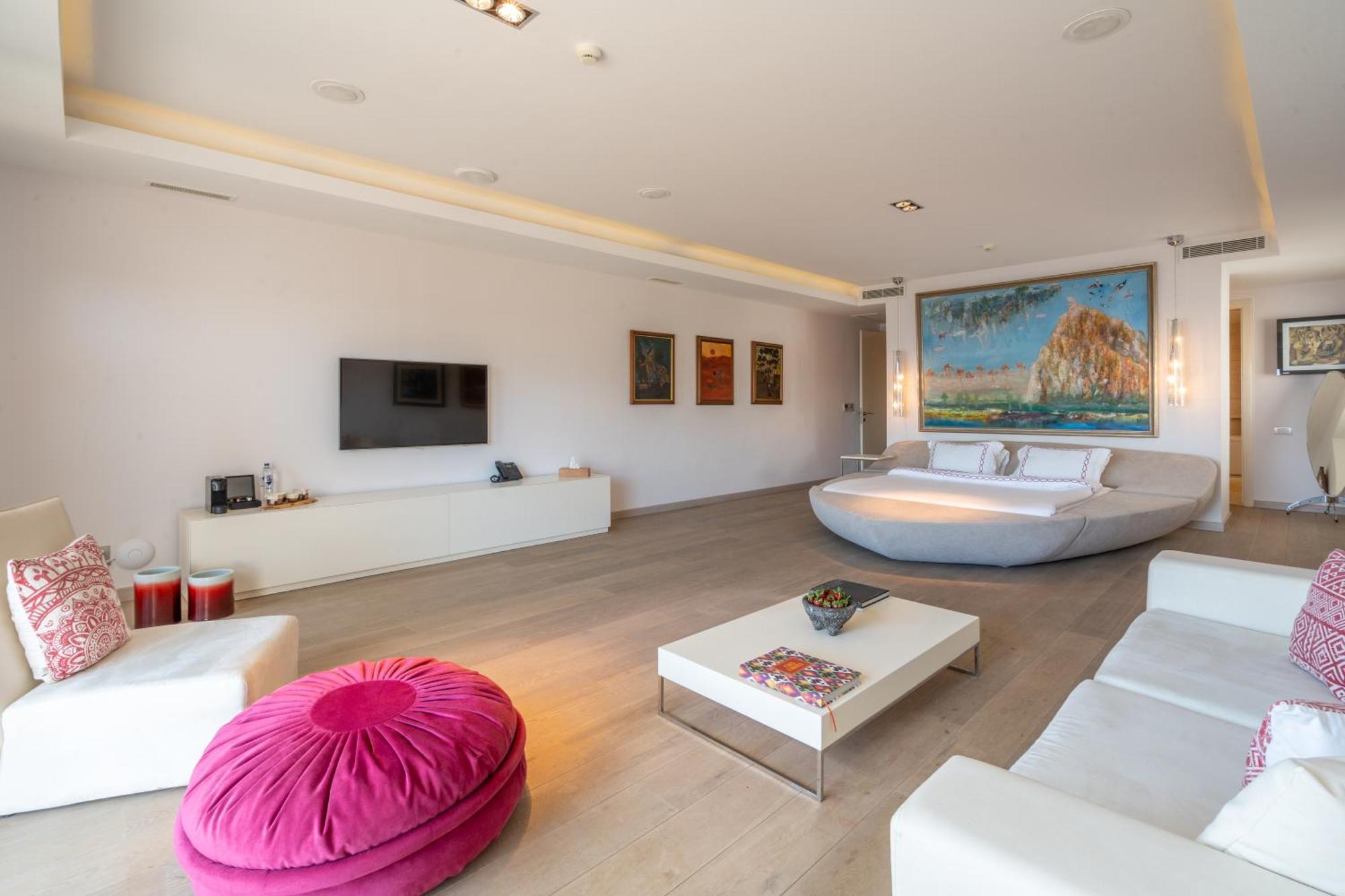 Hotel Casa Dell'arte Of Arts & Leisure
