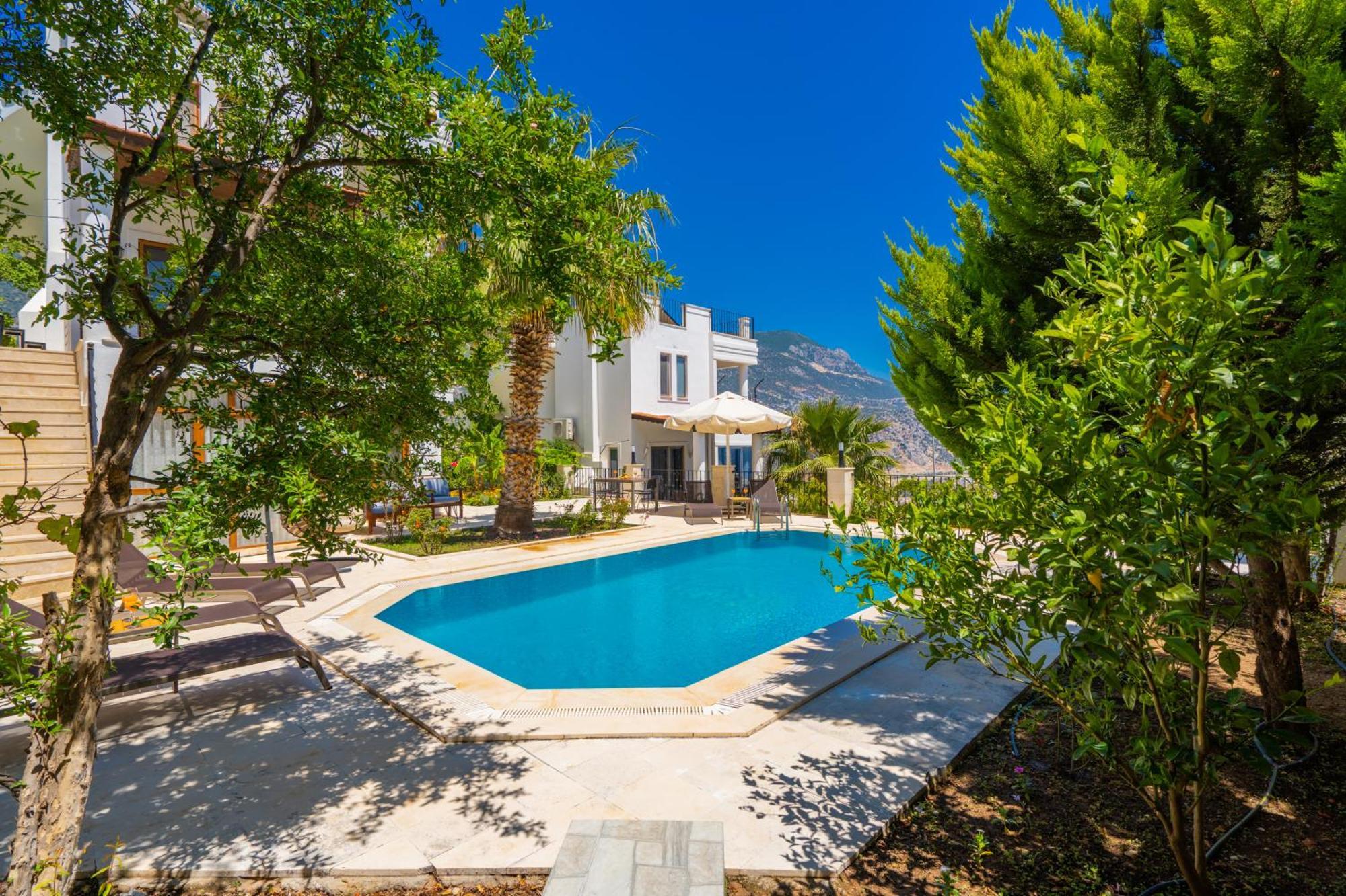 Apartment Asya 2 *