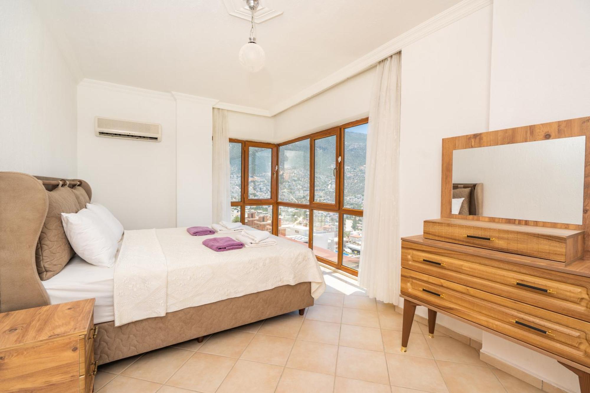 Apartment Asya 2 *