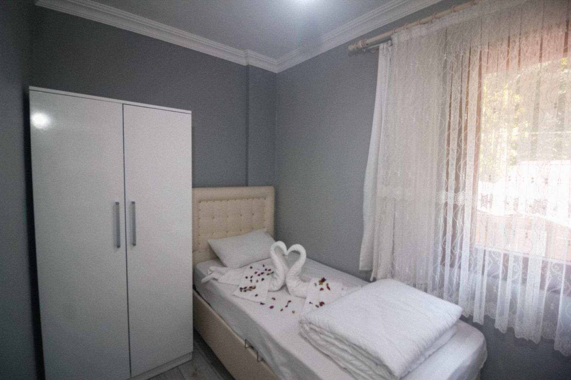 Efulim Aparthotel Camlihemsin