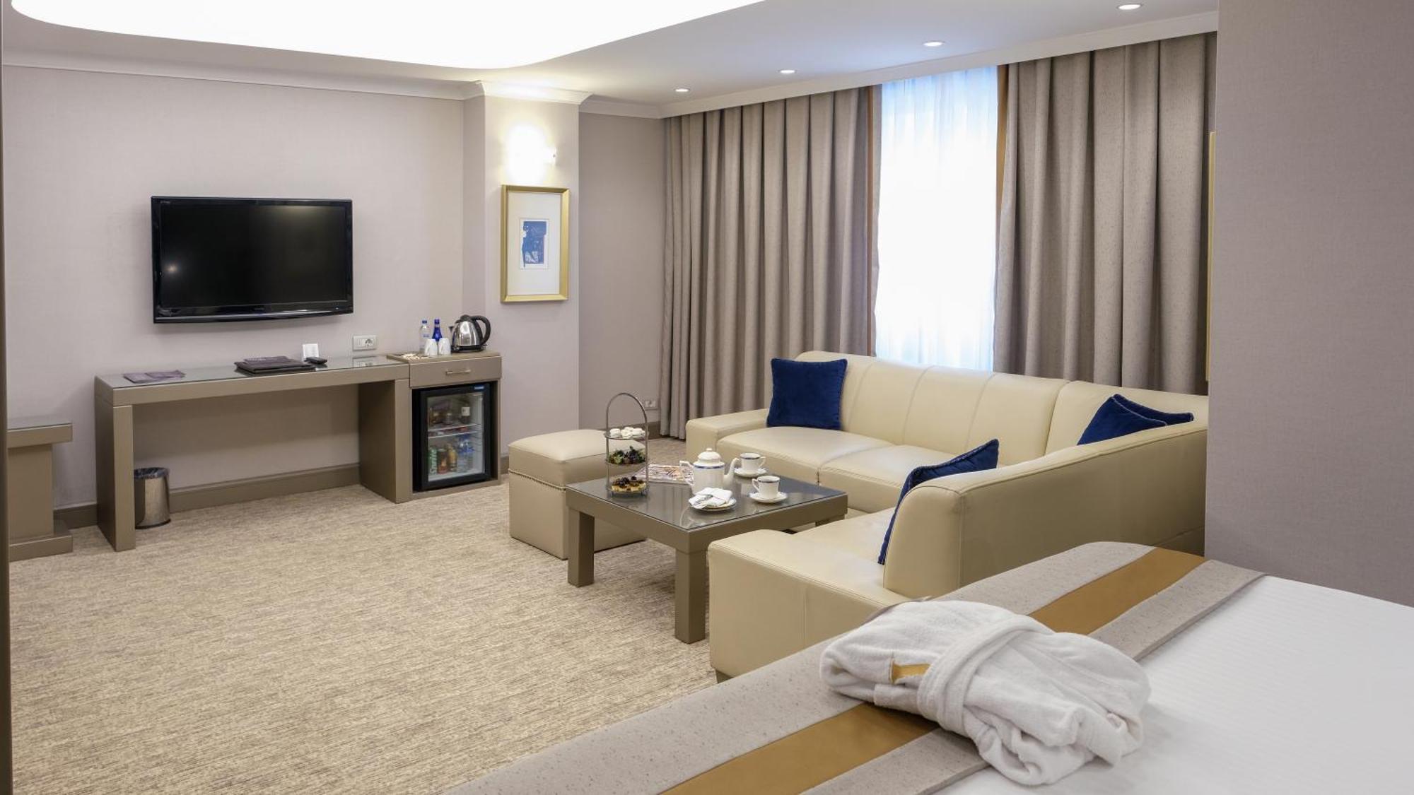 Hotel Altinel & Convention Center 5*