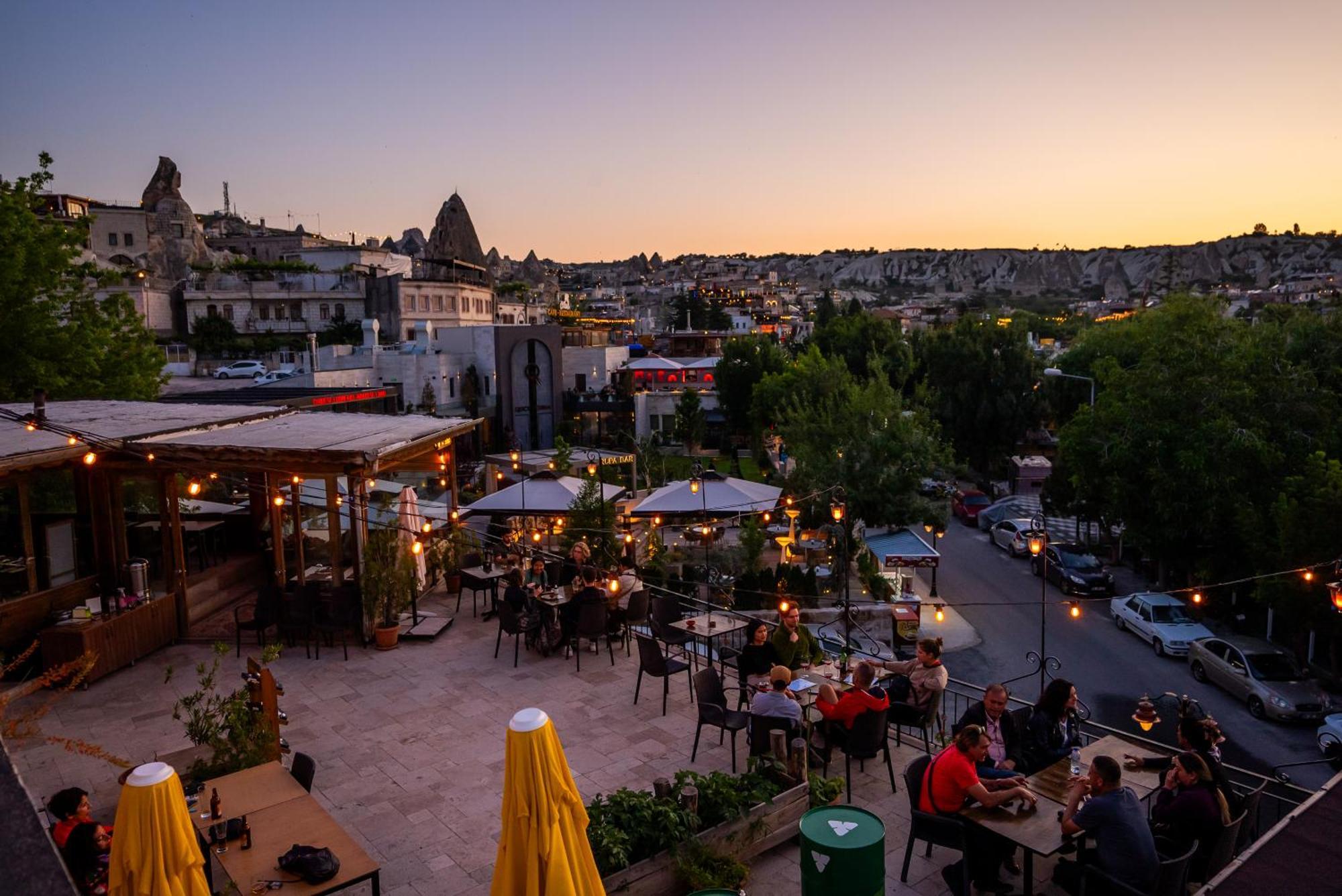 Nomads Cave & Rooftop Goreme