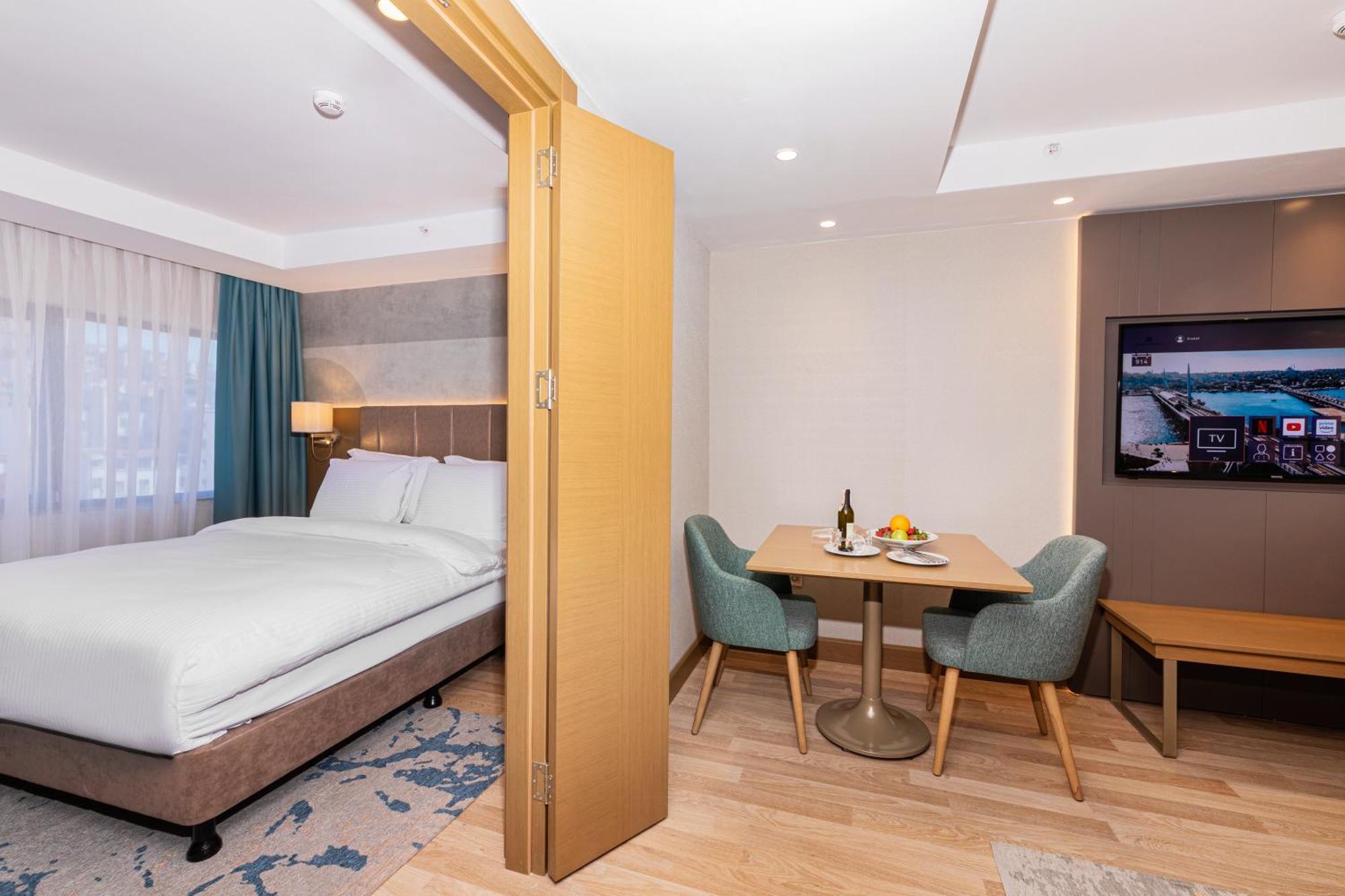 Hotel Csk The Halich Port 4*